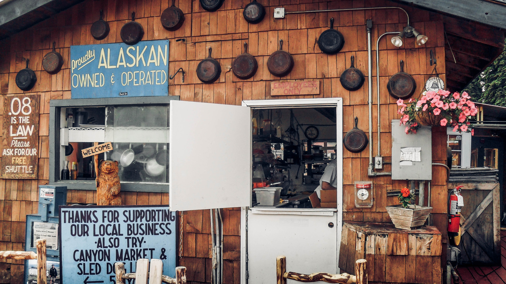 Samsung PL100 /  TL205 / VLUU PL100 /  PL101 sample photo. Alaska photography
