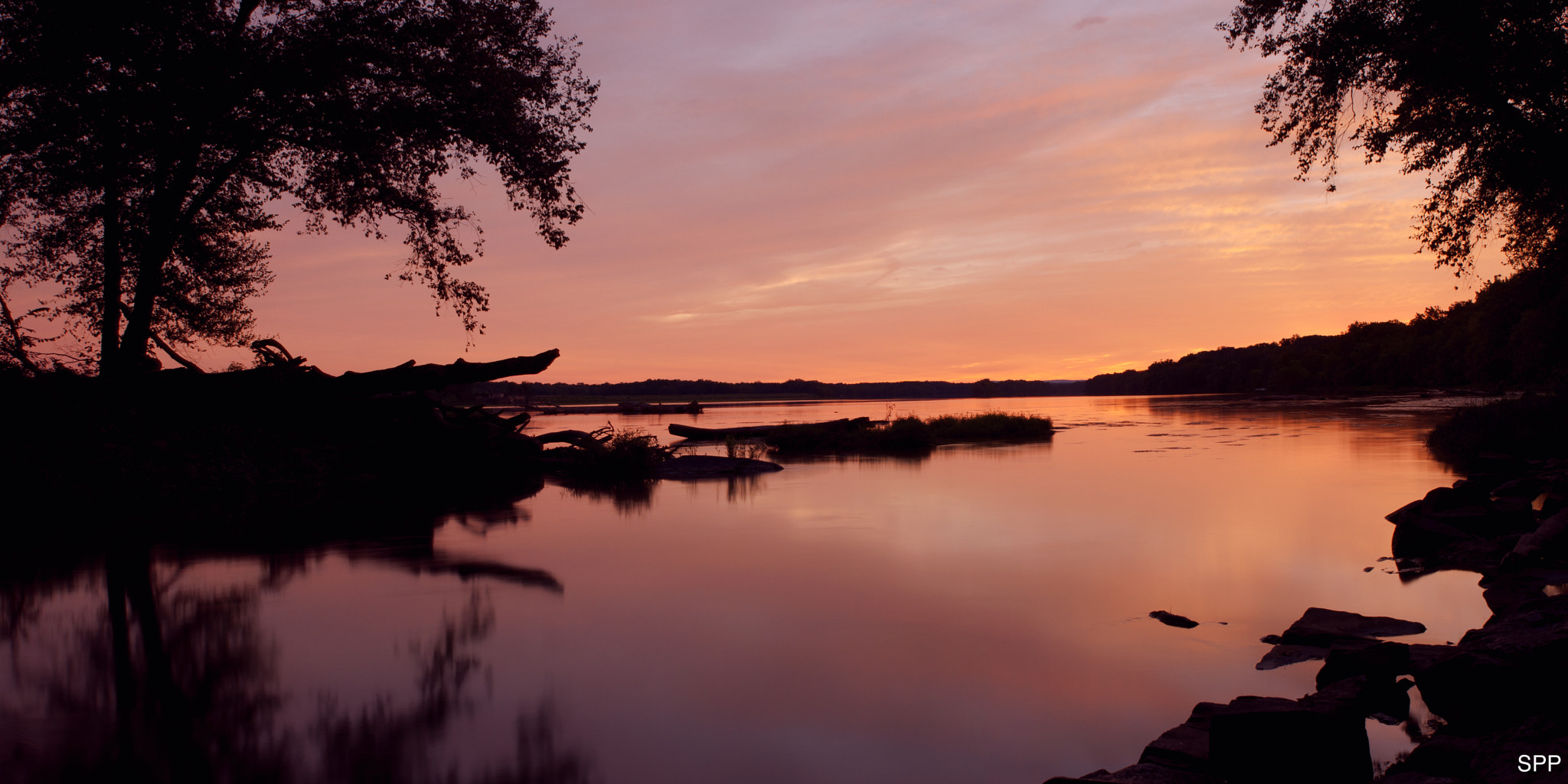 Tamron SP 24-70mm F2.8 Di VC USD sample photo. A pleasant sunset photography
