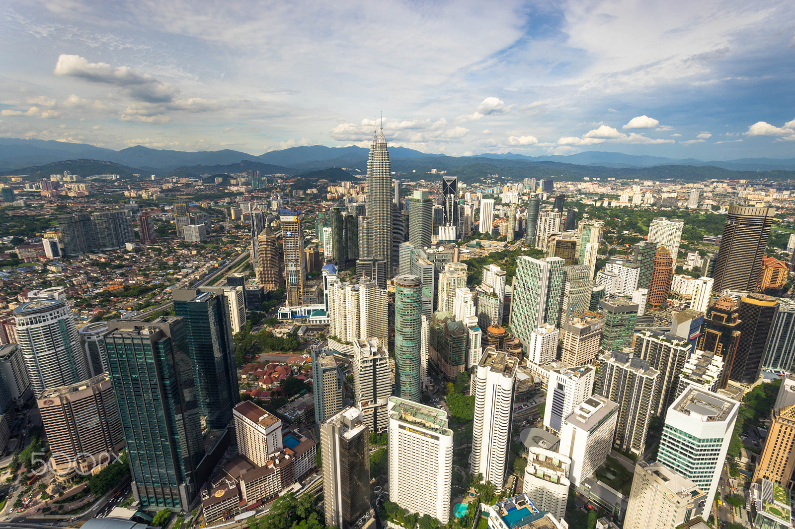 Sony a7 + Canon EF 17-40mm F4L USM sample photo. Evening at kuala lumpur city photography