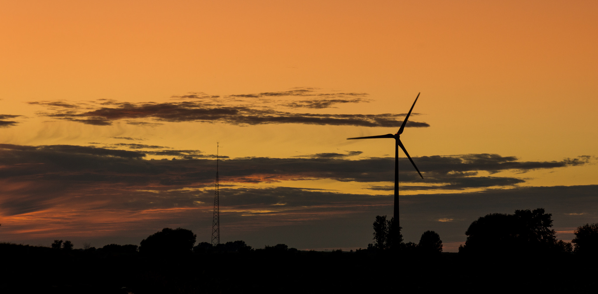 Sony DT 16-105mm F3.5-5.6 sample photo. Wind  turbine sunset photography