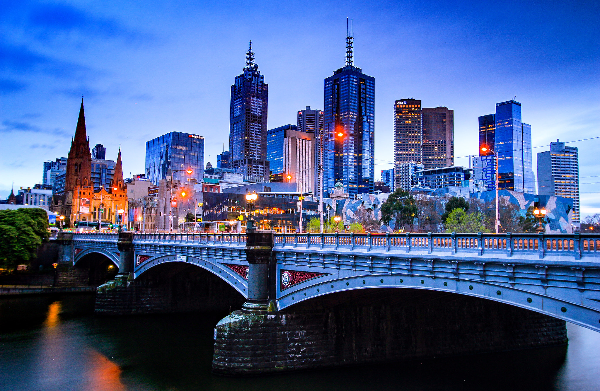 Canon EF-S 10-22mm F3.5-4.5 USM sample photo. Melbourne city sunrise photography