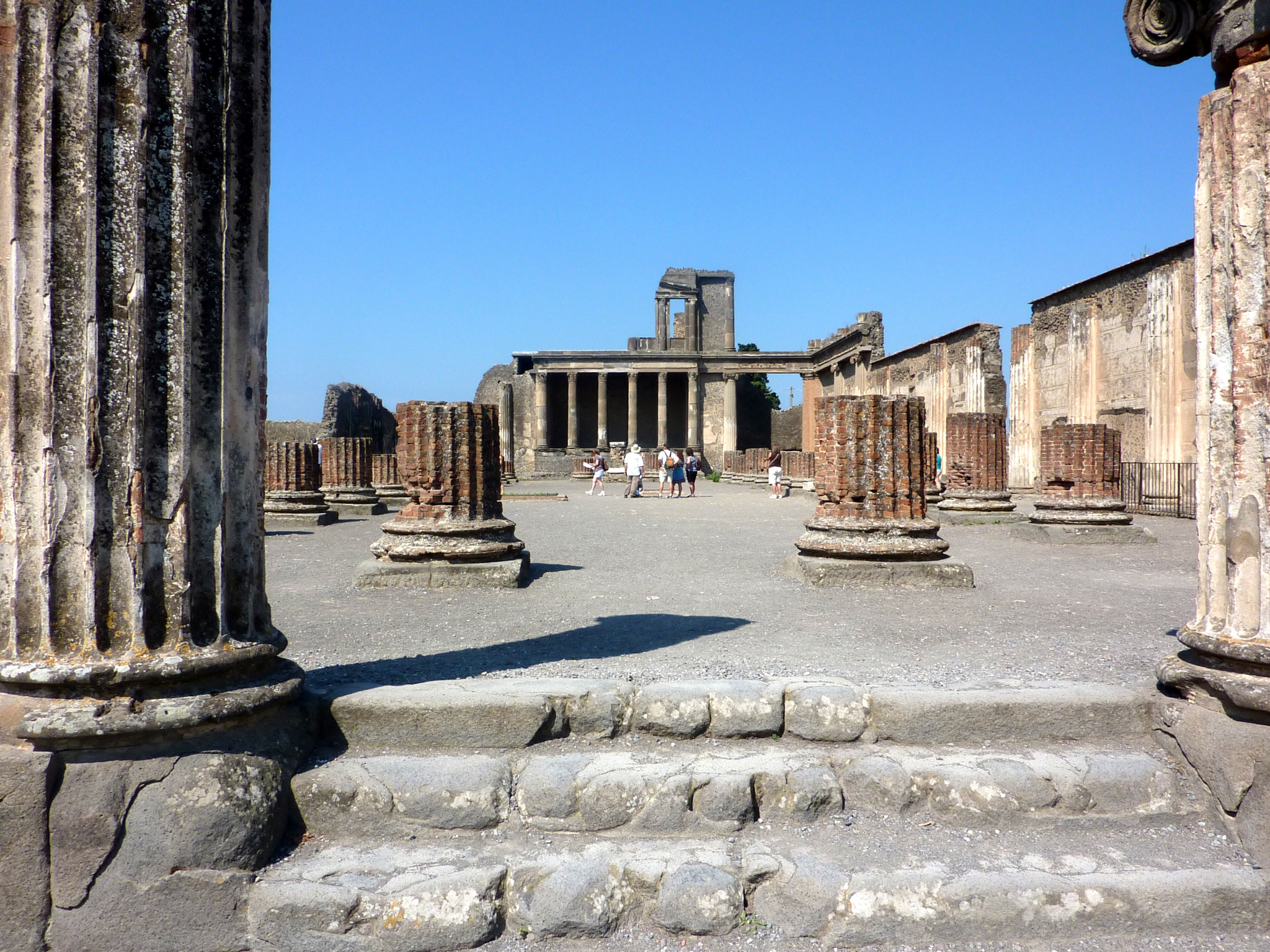 Panasonic DMC-ZS1 sample photo. Temple of isis in pompeii italy photography