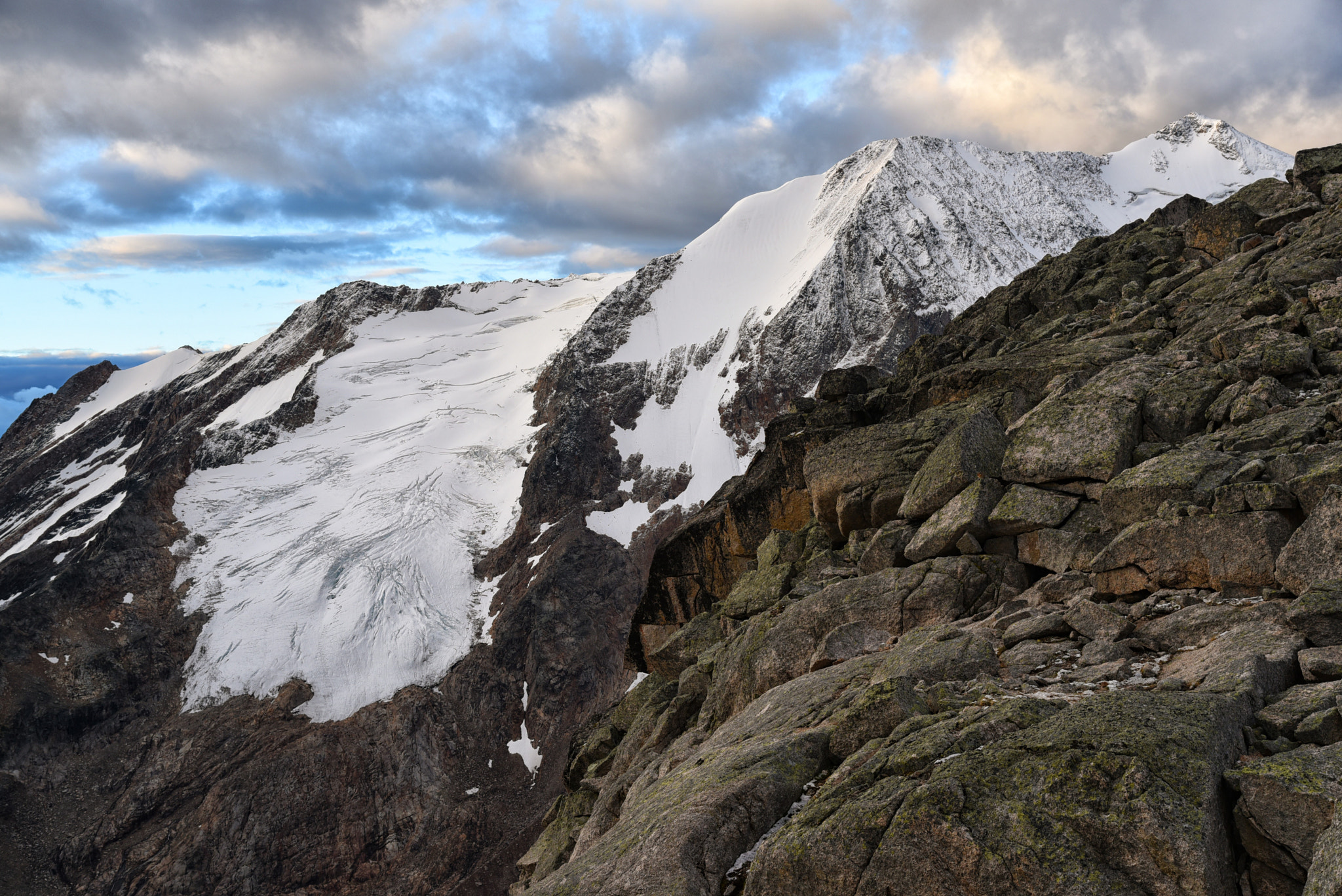 Nikon D750 + IX-Nikkor 24-70mm f/3.5-5.6 sample photo. Glacier morning photography