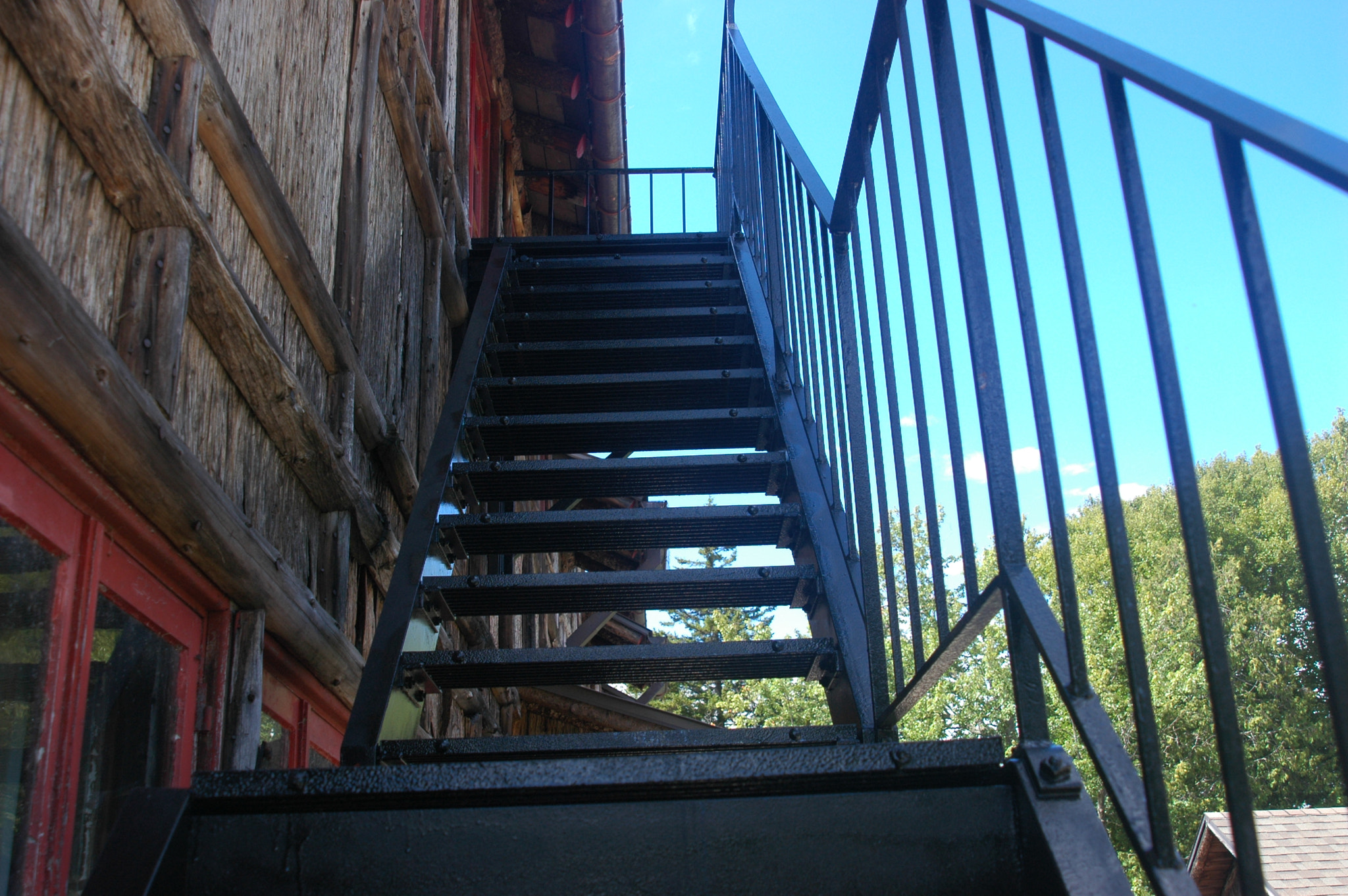 Nikon D70s sample photo. An old stairway to a residence photography