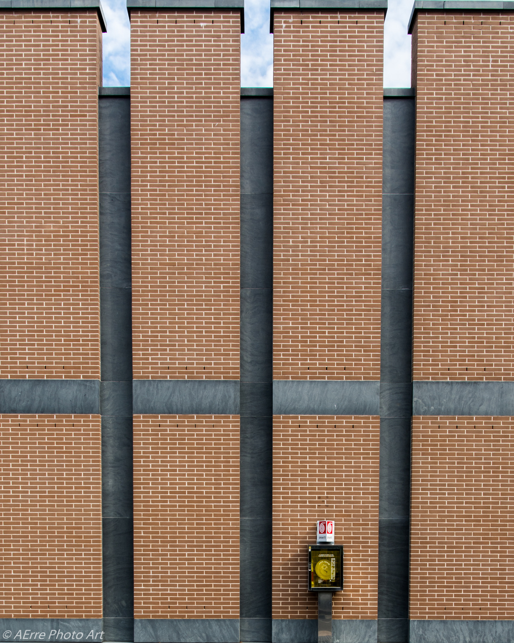 Sigma 17-70mm F2.8-4.5 DC Macro Asp. IF sample photo. Lines 006 photography