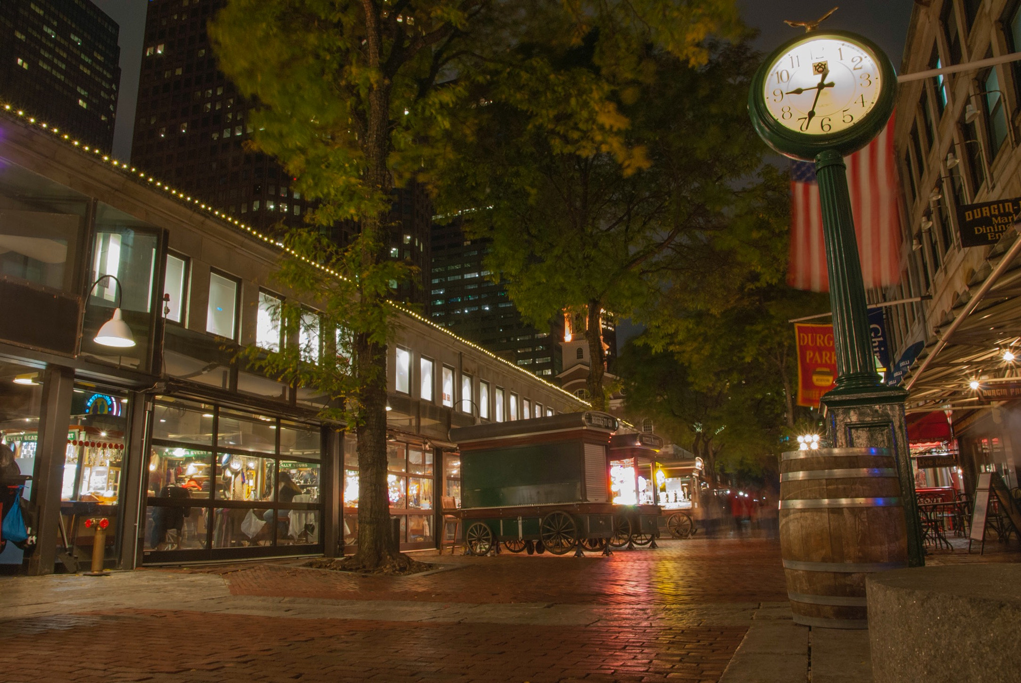 Nikon D80 + Sigma 17-50mm F2.8 EX DC OS HSM sample photo. Night at quincy market photography