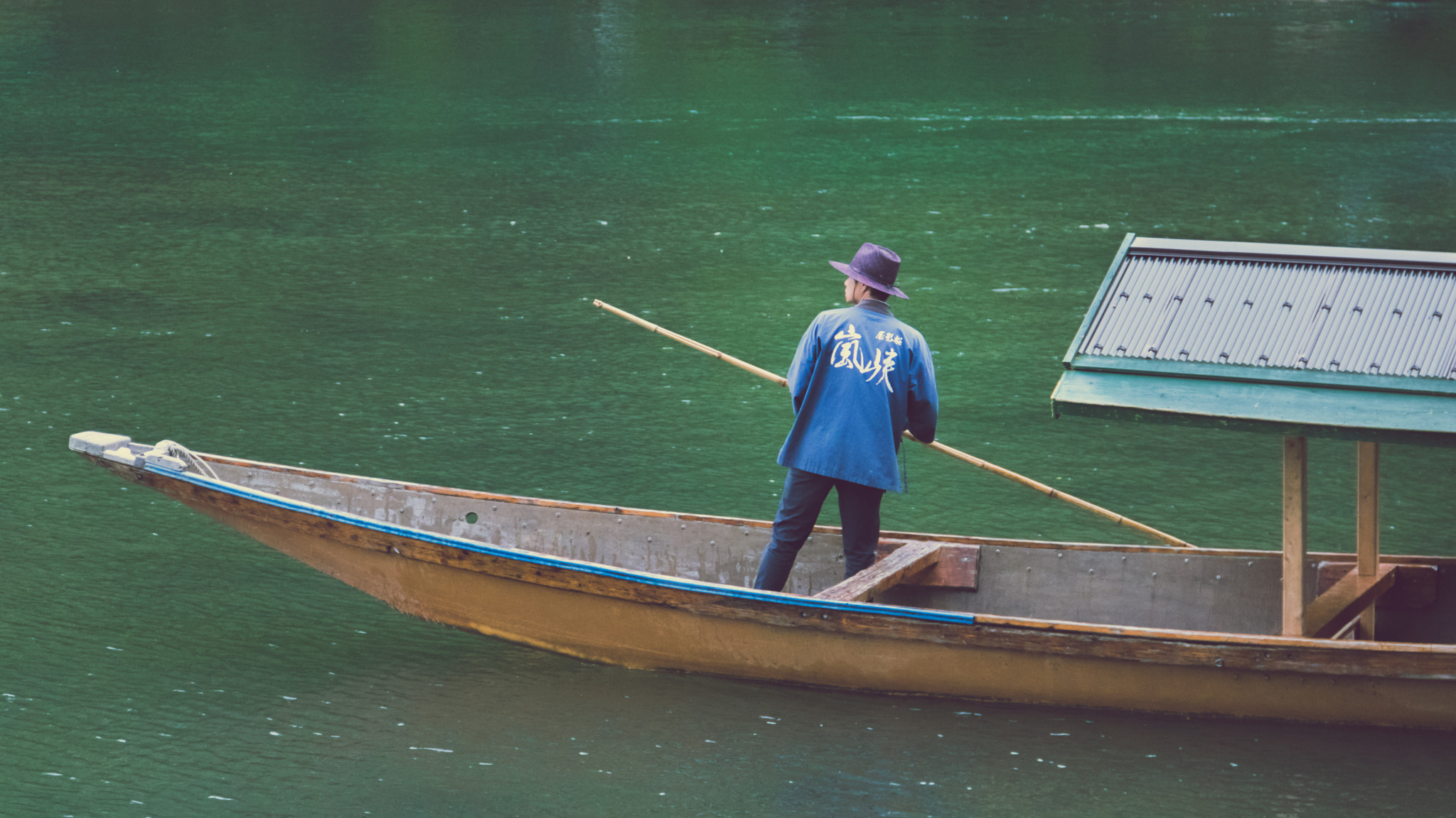 Canon EOS 750D (EOS Rebel T6i / EOS Kiss X8i) sample photo. Arashiyama boat photography