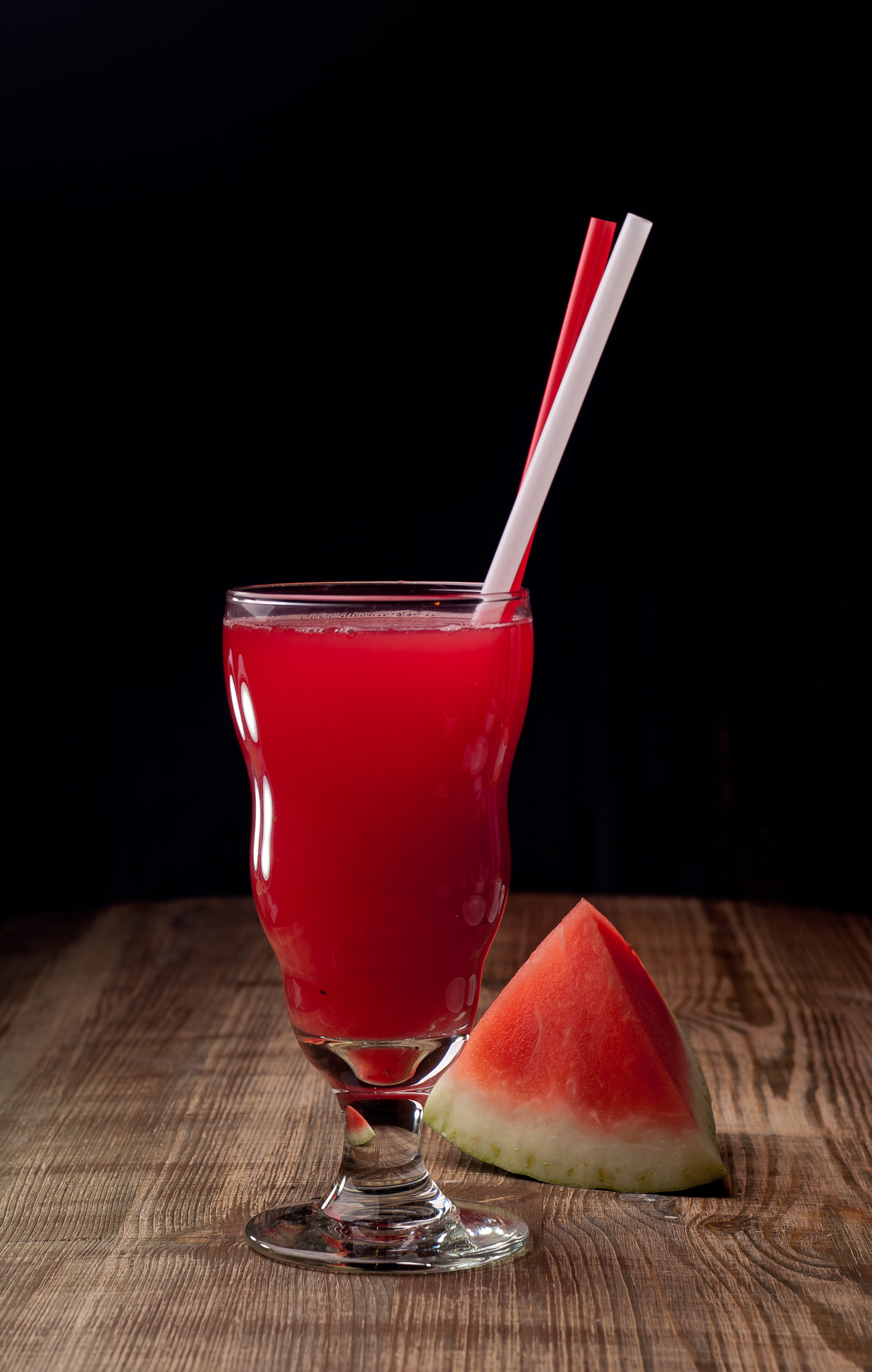 Nikon D200 + Nikon AF Nikkor 50mm F1.4D sample photo. Watermelon lemonade photography