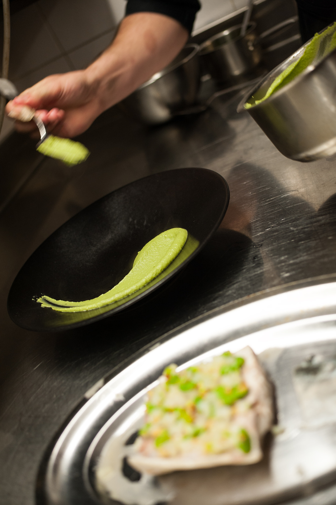 Nikon D700 + Nikon AF-S DX Nikkor 35mm F1.8G sample photo. Chef ... photography