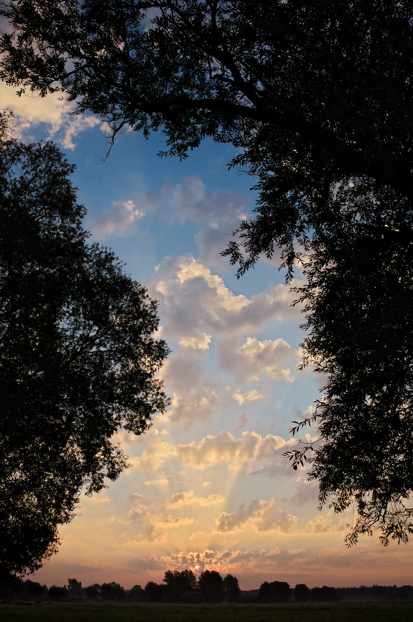 Canon EF 28-80mm f/3.5-5.6 sample photo. Hidden sunrise photography