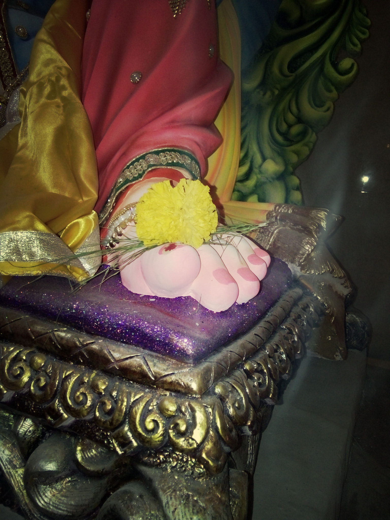 OPPO 1201 sample photo. Foot of lord ganesha photography