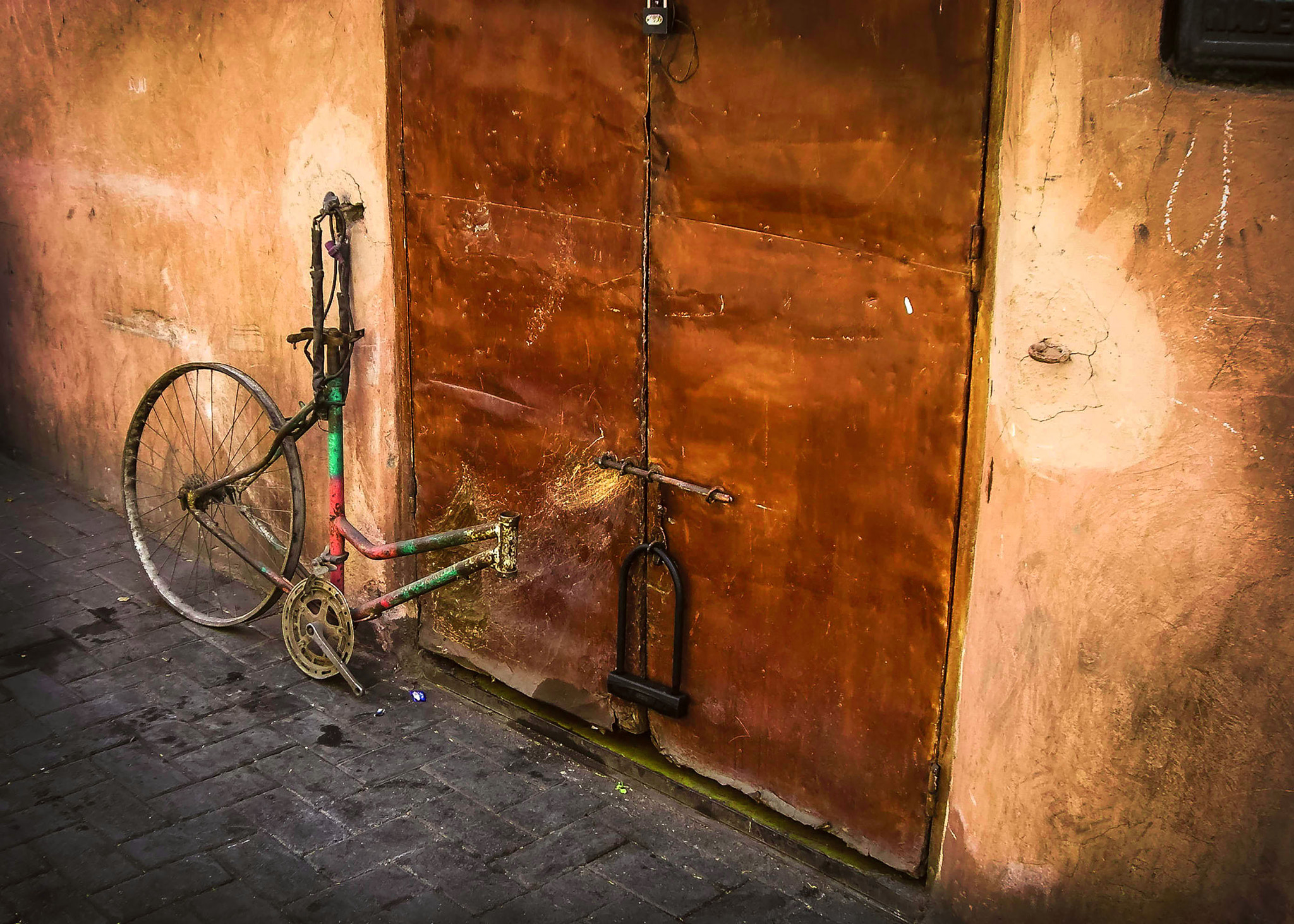 Pentax OPTIO T30 sample photo. Marrakech bike photography