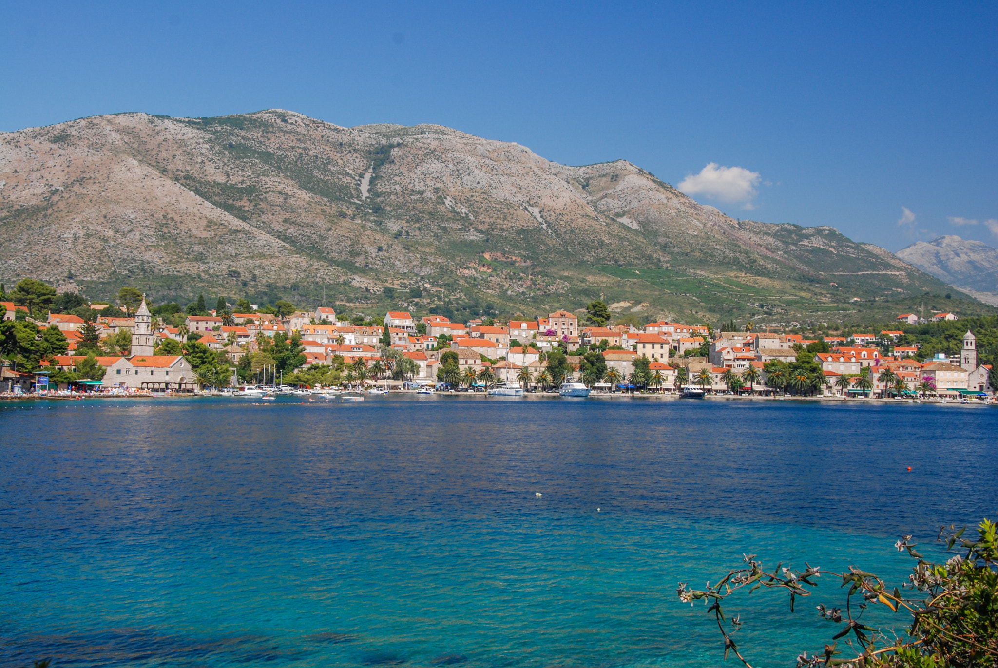Nikon D40X sample photo. Picture square village photography