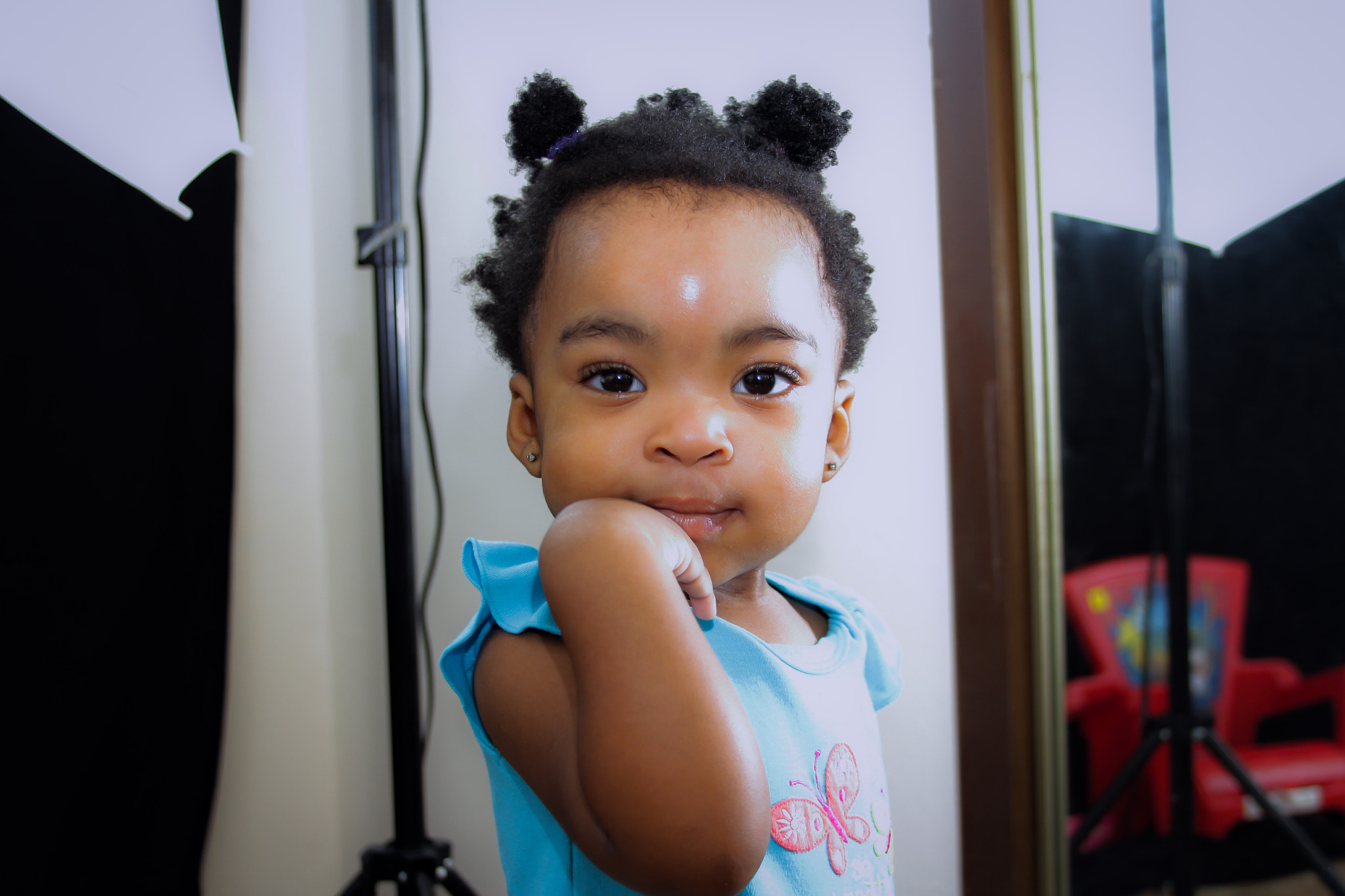 Canon EF 28-135mm F3.5-5.6 IS USM sample photo. A pretty eyes photography