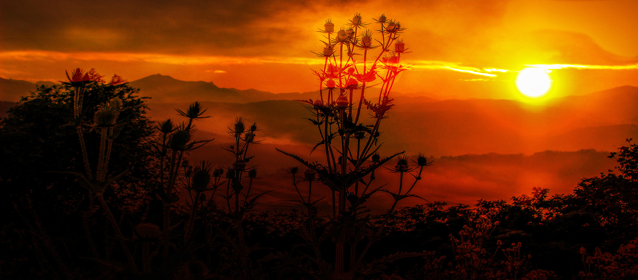 Canon EF 100-300mm F4.5-5.6 USM sample photo. Bergwelt im abendrot photography