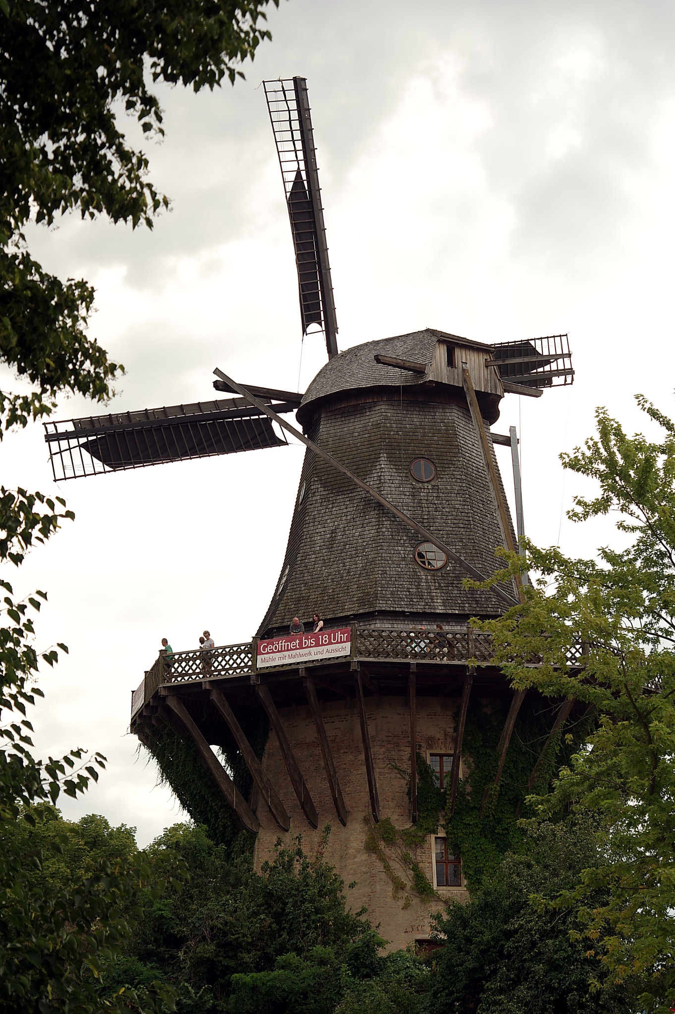 Tamron AF 28-75mm F2.8 XR Di LD Aspherical (IF) sample photo. Potsdam, sanssouci photography