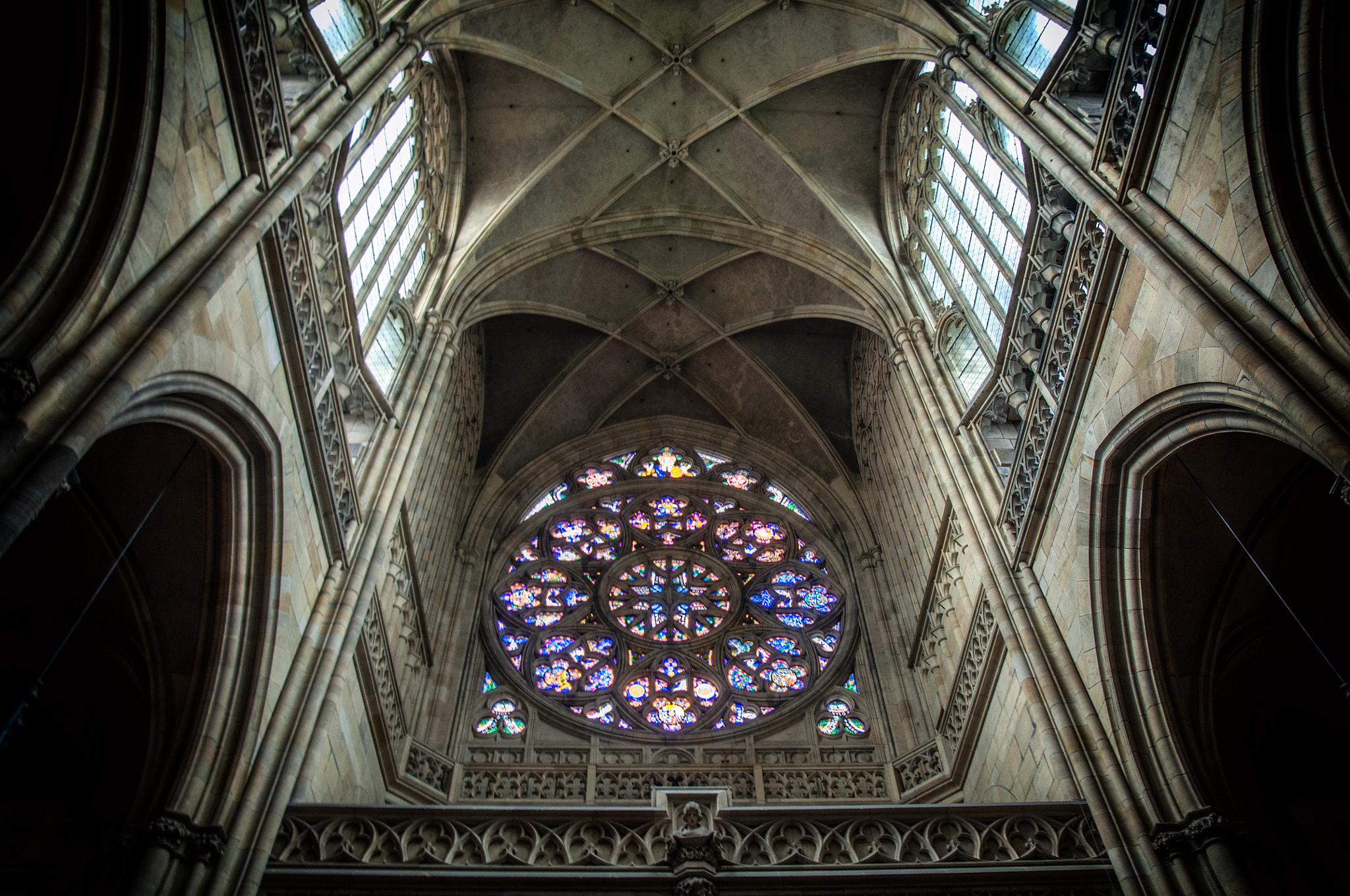 Nikon D5000 + Sigma 17-50mm F2.8 EX DC OS HSM sample photo. Inside st. vitus cathedral photography