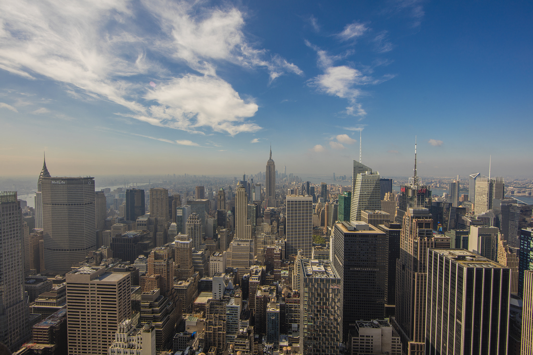 Canon EOS 5DS R + Canon EF 14mm F2.8L II USM sample photo. Top of the rock photography