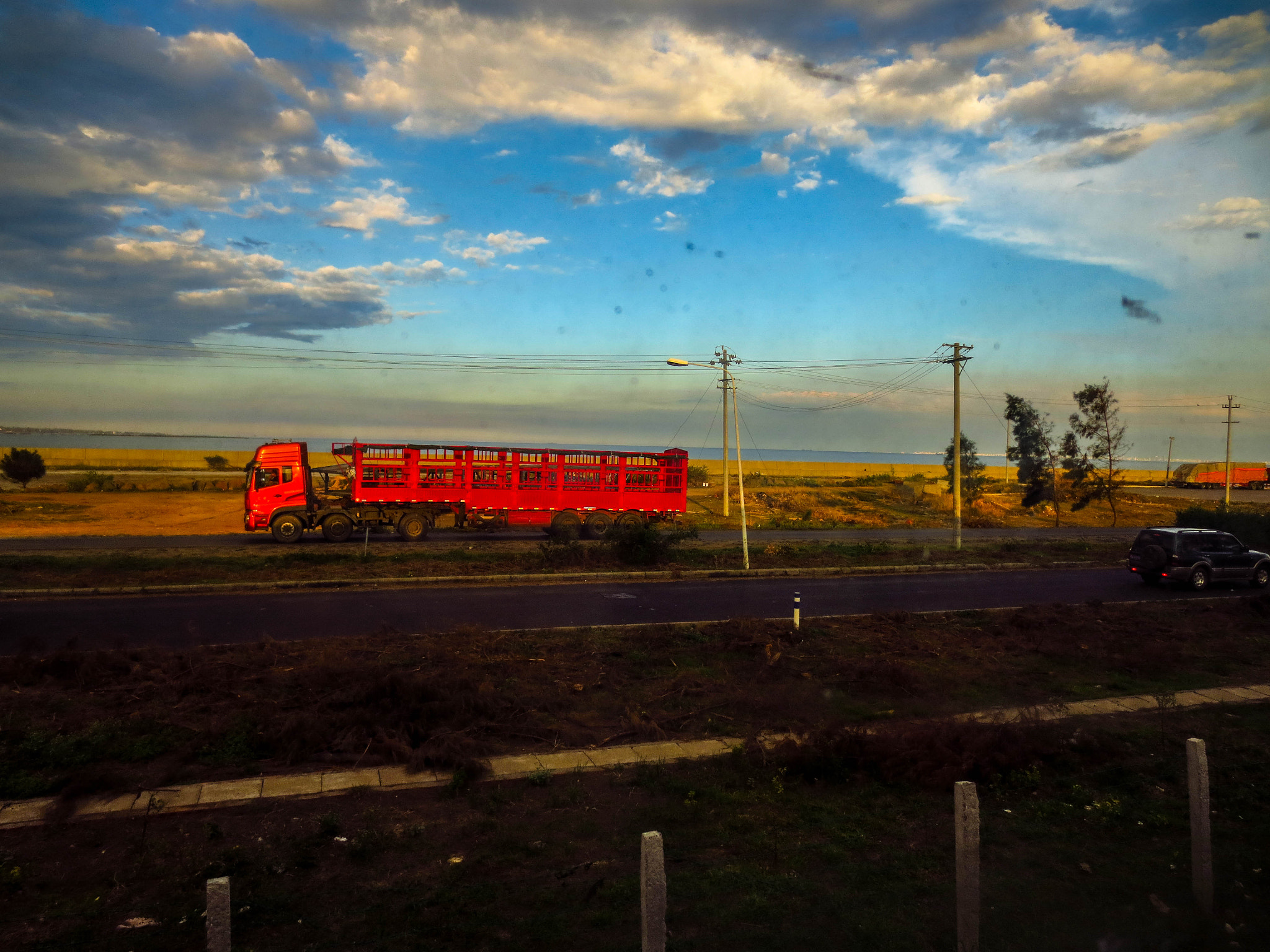 Canon PowerShot ELPH 110HS (PowerShot IXUS 125 HS) sample photo. Southern  highway photography