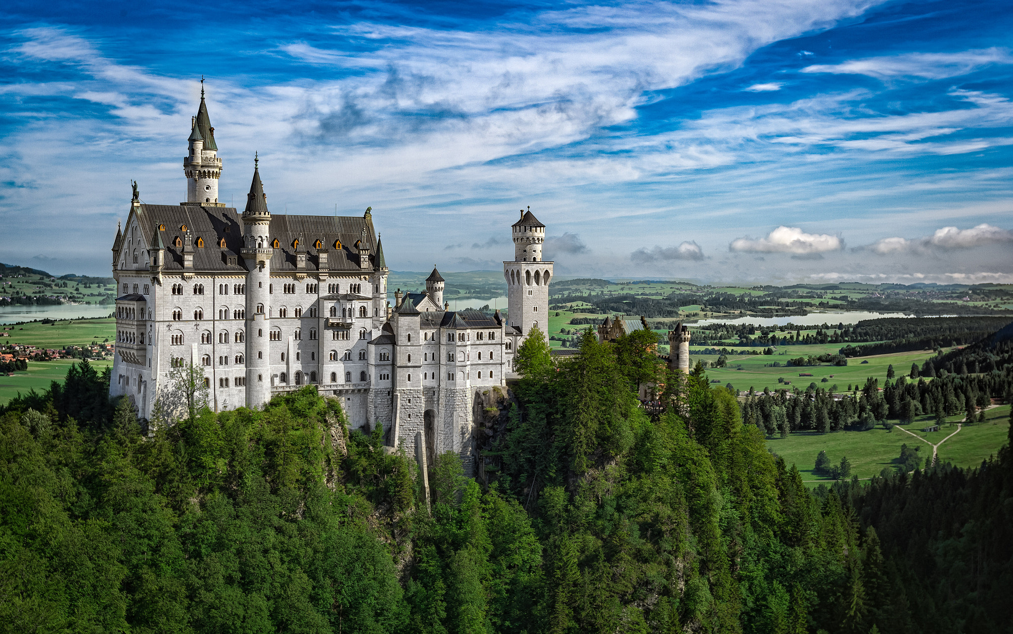 Canon EOS-1D Mark IV sample photo. Neuschwanstein castle photography
