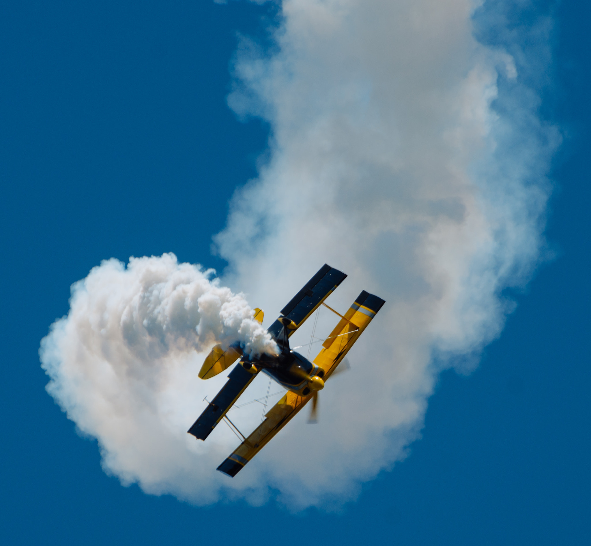 Sigma 50-500mm F4.5-6.3 DG OS HSM sample photo. Aerobatic performance, new york airshow 2016 photography