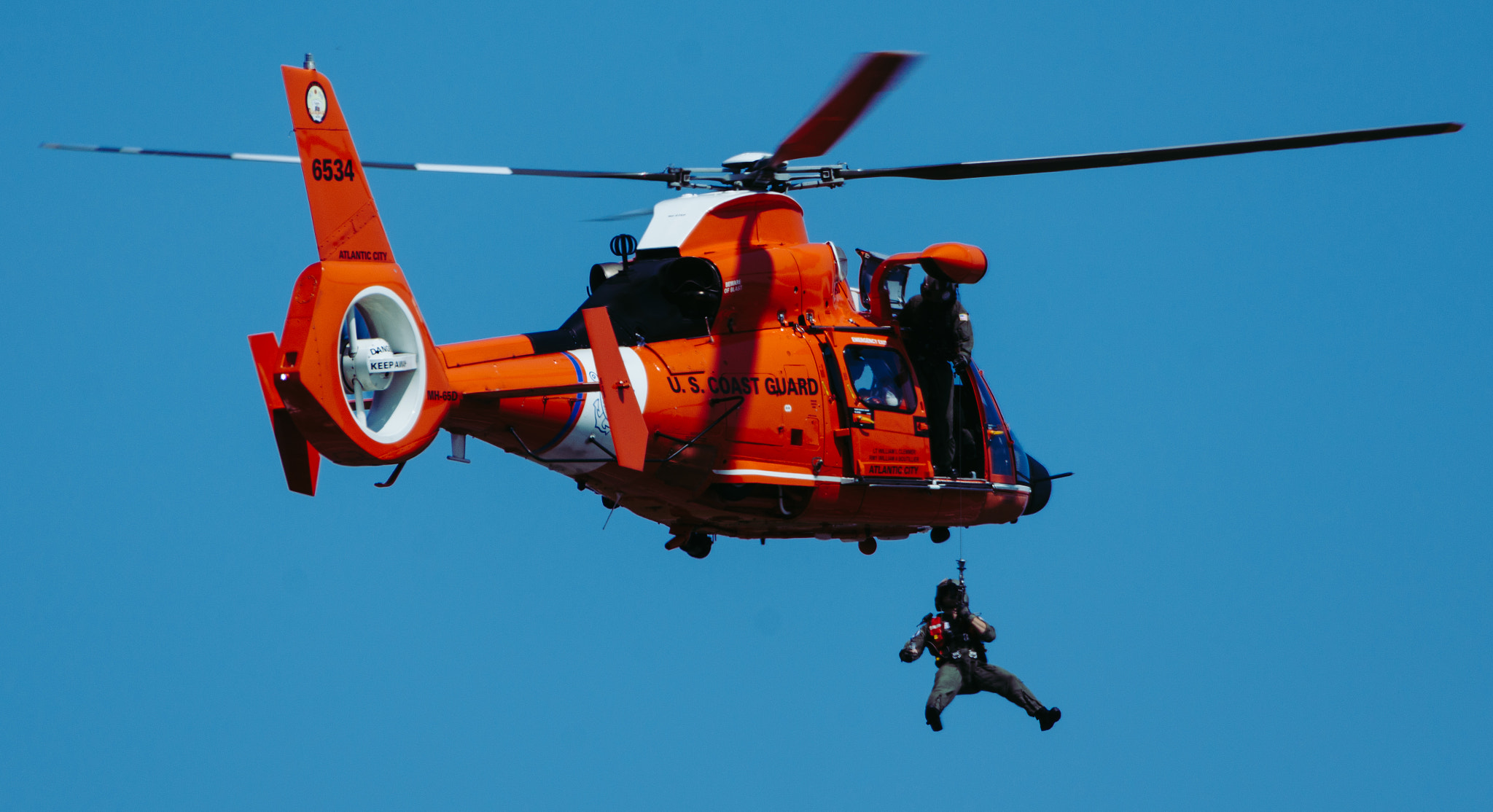 Sigma 50-500mm F4.5-6.3 DG OS HSM sample photo. Coast guard simulated rescue, new york airshow 2016 photography