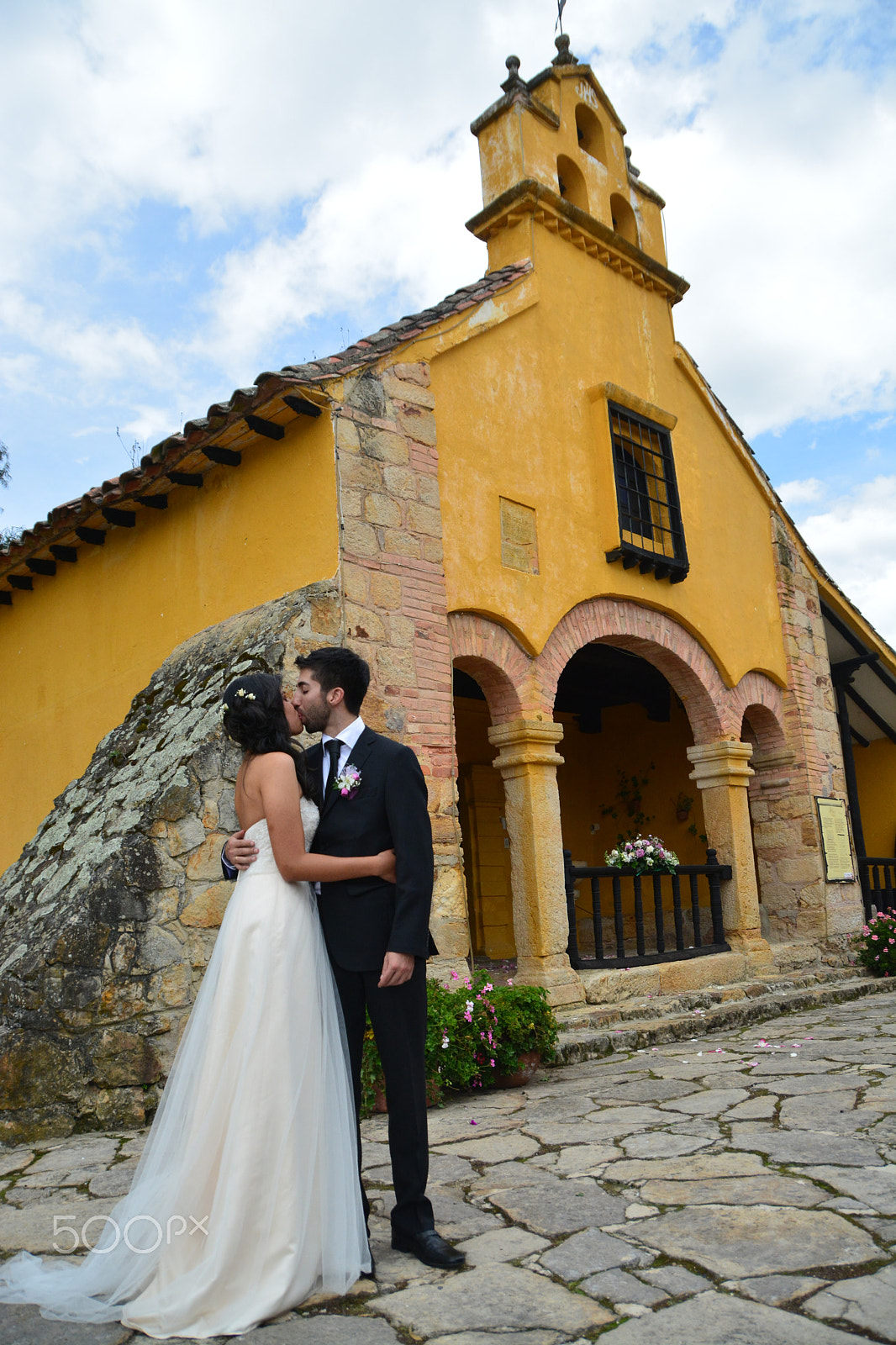 Sigma 18-250mm F3.5-6.3 DC OS HSM sample photo. Wedding photography