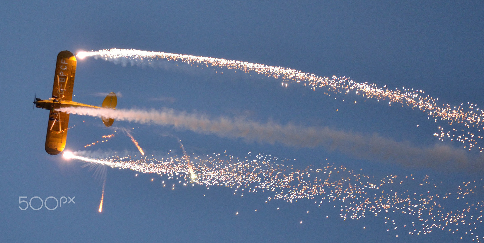 Tamron SP 70-200mm F2.8 Di VC USD sample photo. Aerosparx display team photography