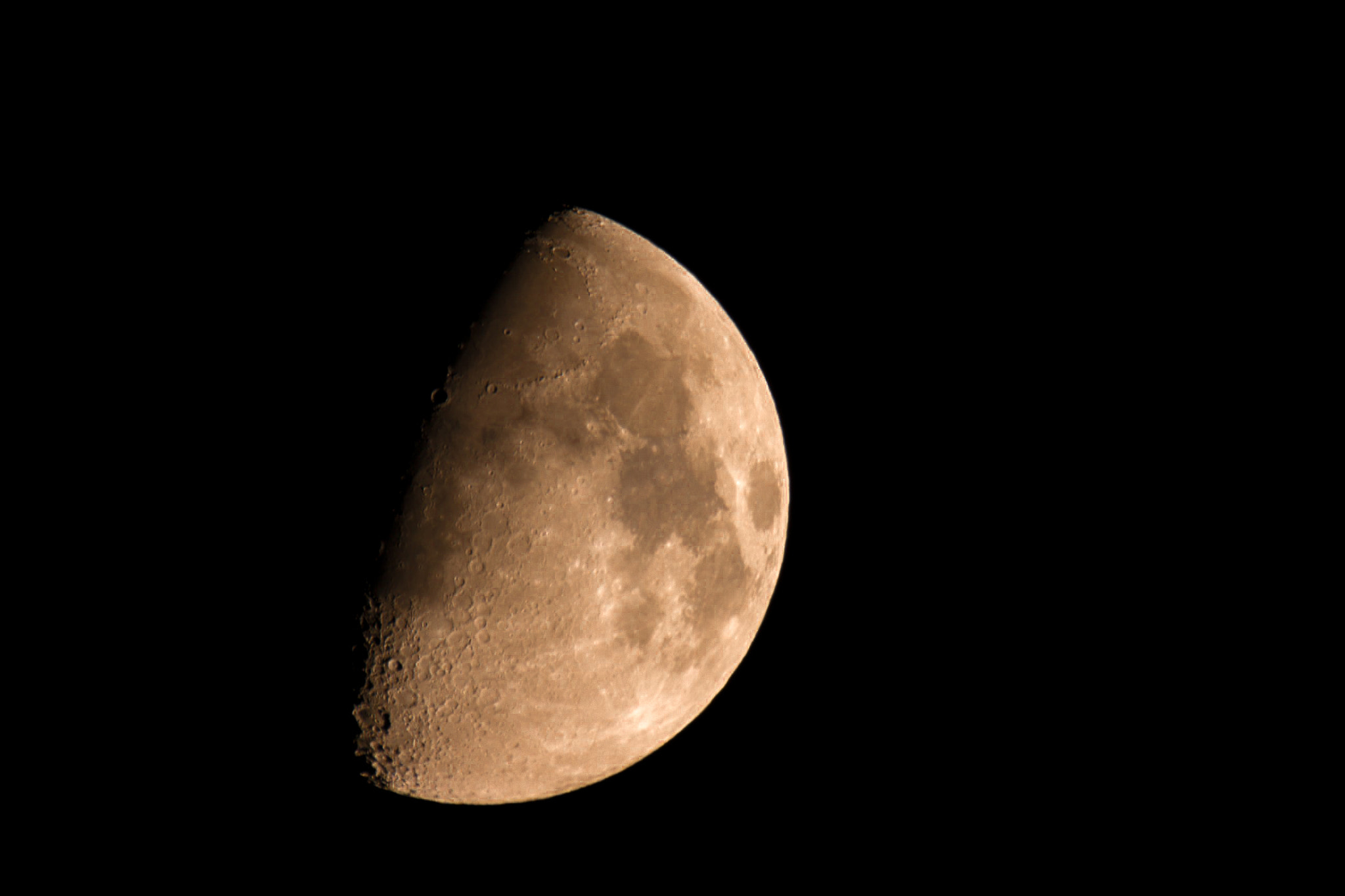 Canon EF 100-400mm F4.5-5.6L IS USM sample photo. Der mond heute um 22.12 uhr. photography