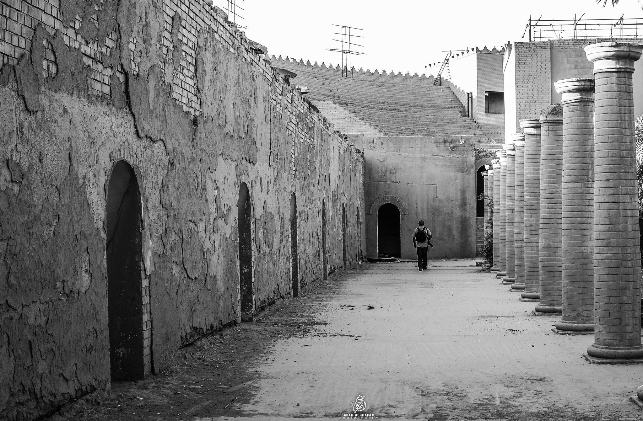 Nikon D7000 + Nikon AF Nikkor 28mm F2.8D sample photo. Ancient babylon photography