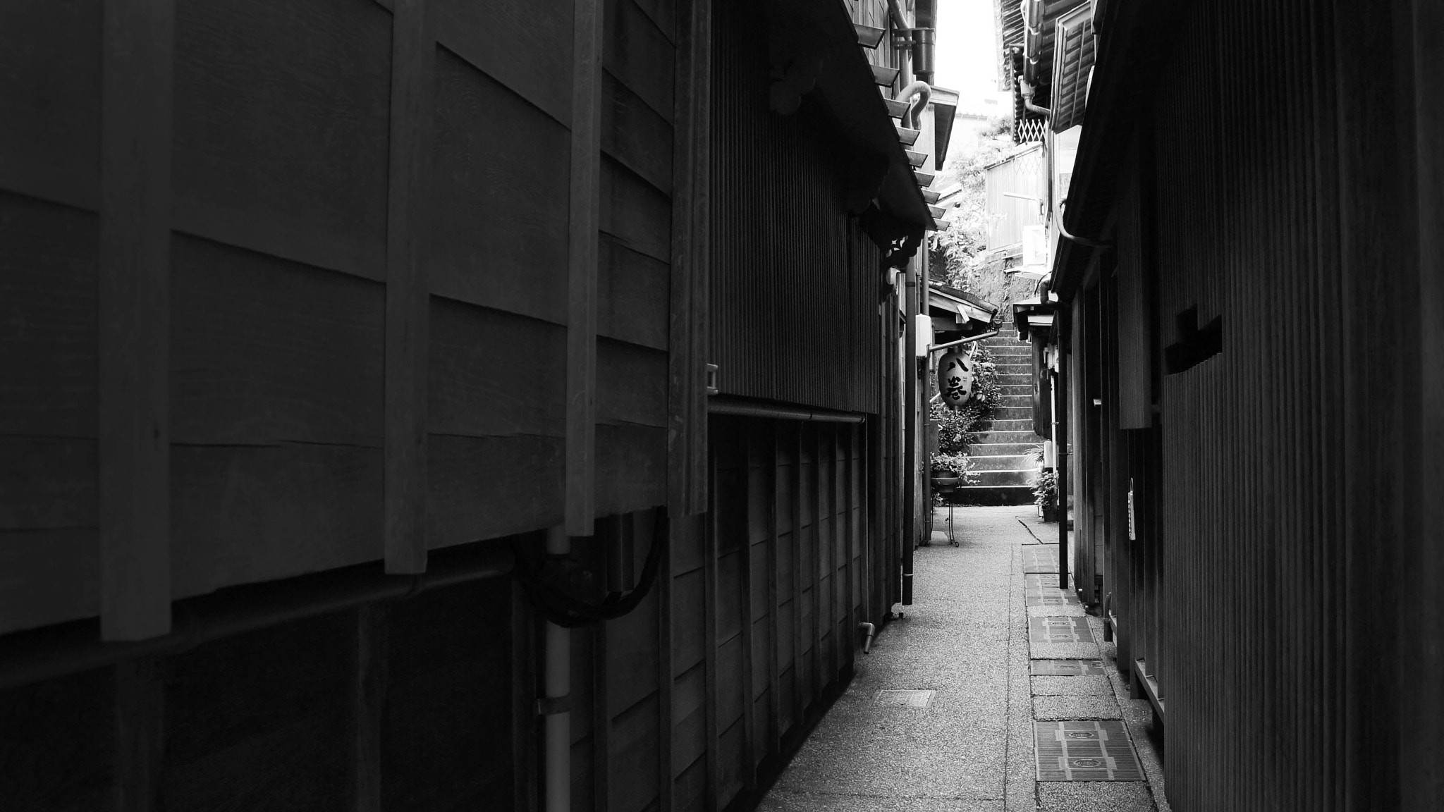 Sony E 18-200mm F3.5-6.3 OSS sample photo. 【 japan material 】alley：kanazawa photography