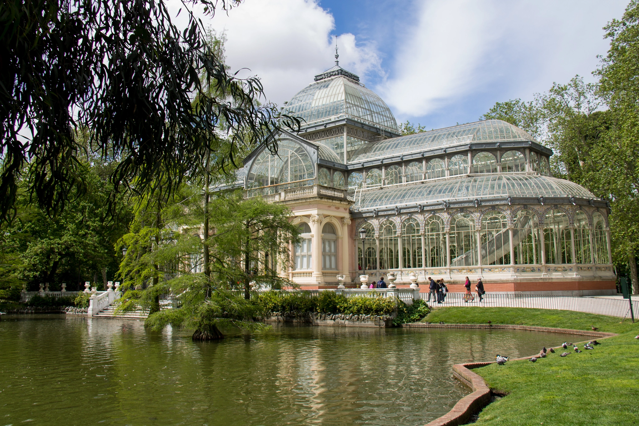 Canon EOS 1100D (EOS Rebel T3 / EOS Kiss X50) sample photo. Palacio de cristal, madrid photography