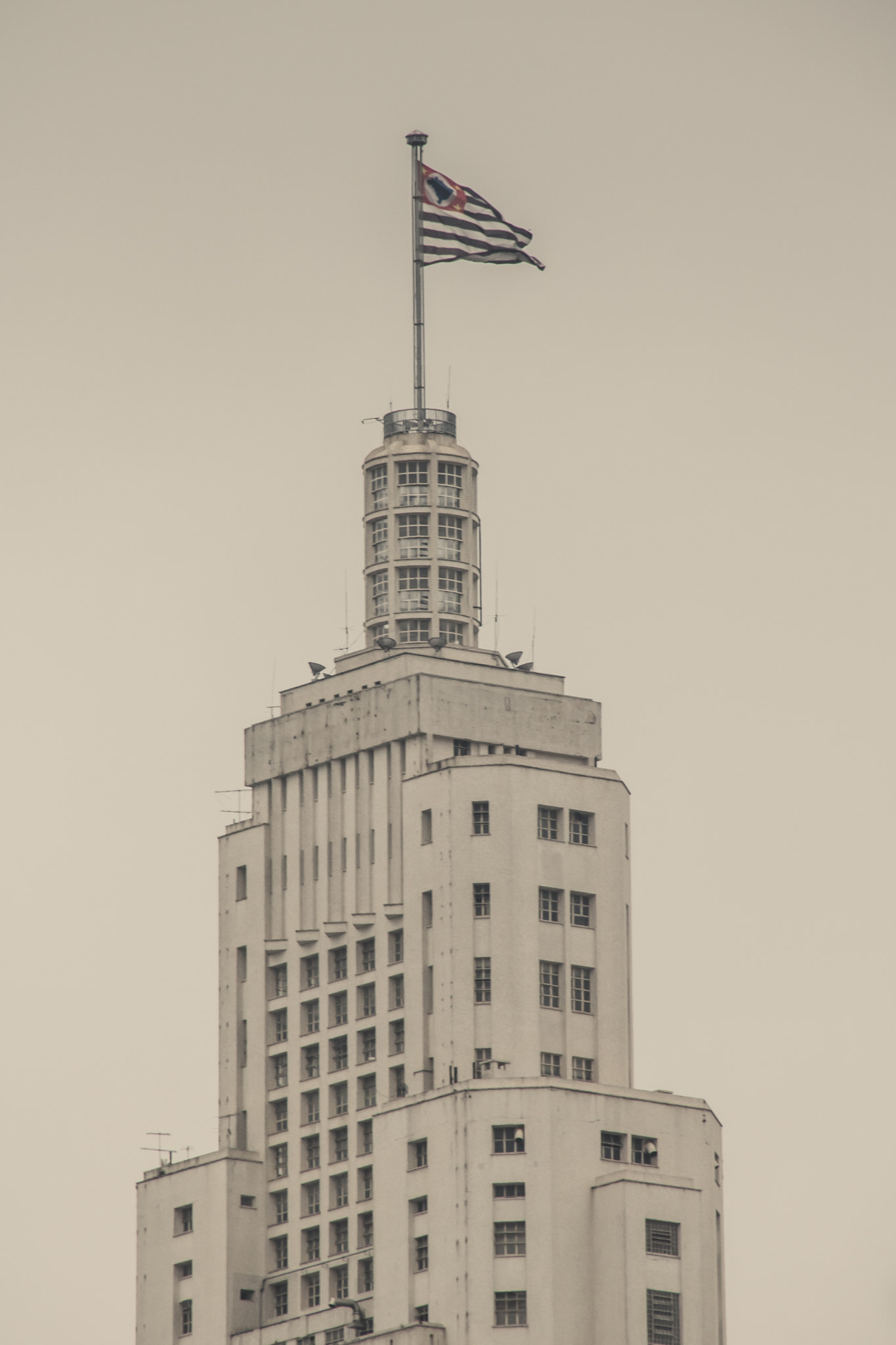 Sigma 18-250mm F3.5-6.3 DC OS HSM sample photo. Sao paulo building photography