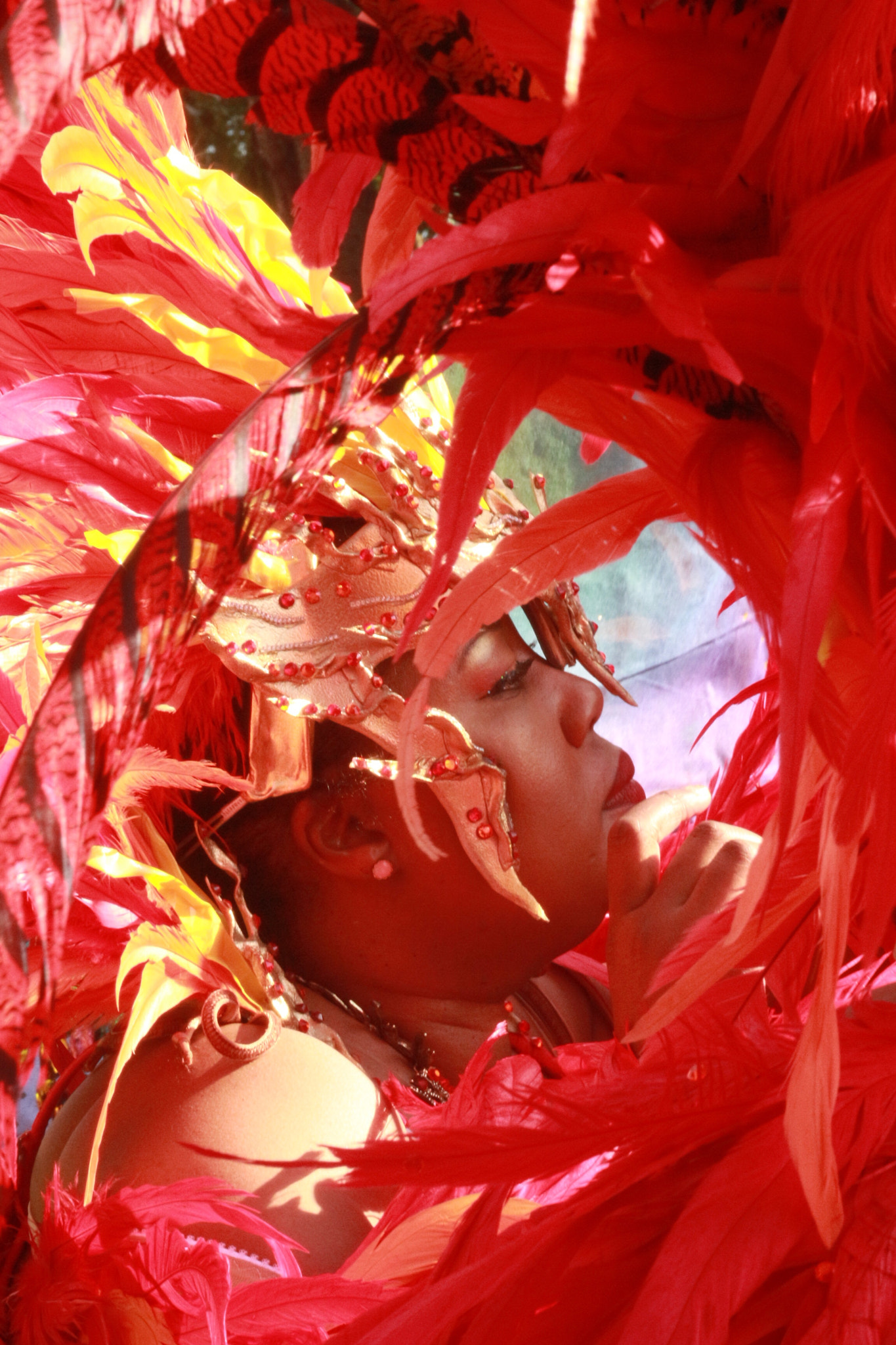 Canon EOS 650D (EOS Rebel T4i / EOS Kiss X6i) sample photo. All the colours that's are used during carnival make it so vibrant photography