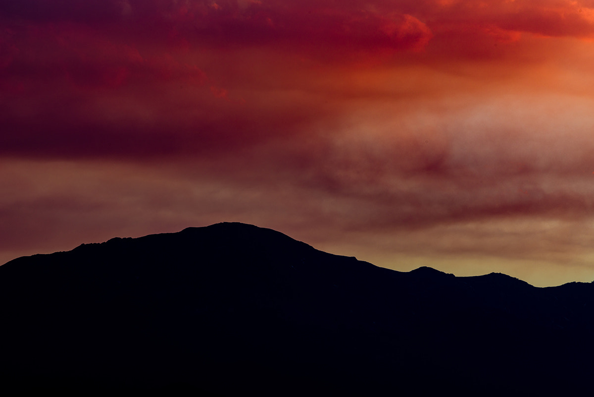 Nikon D810 + Nikon AF-S Nikkor 300mm F4D ED-IF sample photo. Pikes peak at sunset from home 2 small jul photography