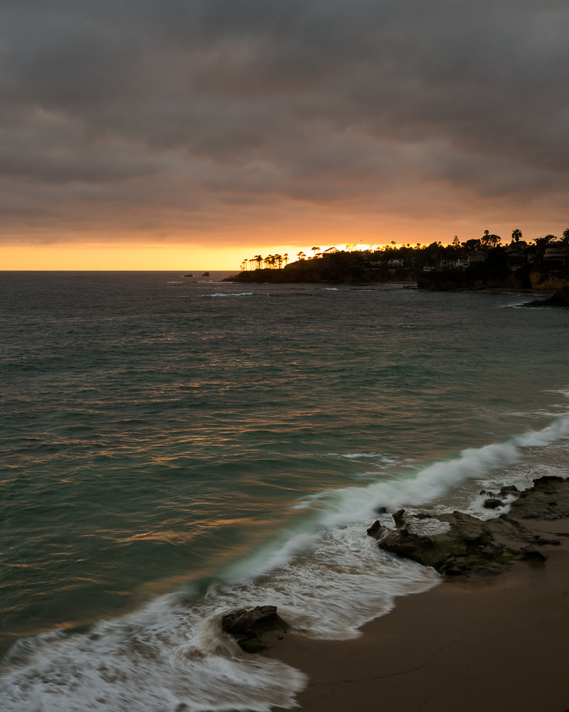 Nikon AF-S Nikkor 17-35mm F2.8D ED-IF sample photo. Heisler park sunset photography