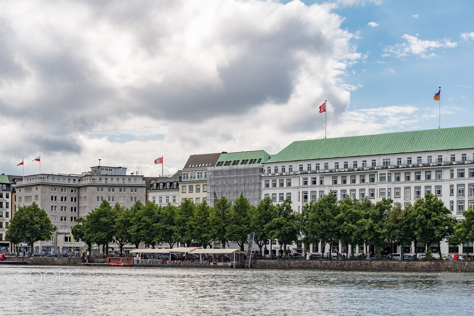 Nikon AF-S Micro-Nikkor 60mm F2.8G ED sample photo. Hamburg, germany - july 30, 2016: city center photography