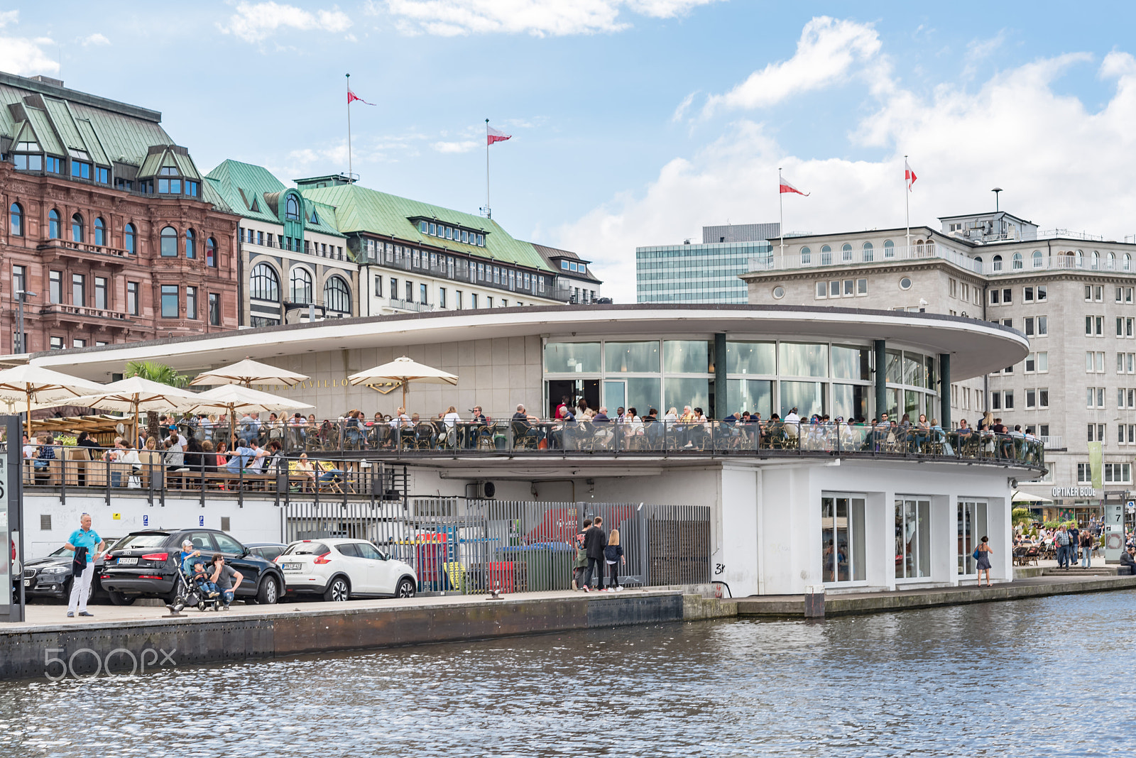 Nikon AF-S Micro-Nikkor 60mm F2.8G ED sample photo. Hamburg, germany - july 30, 2016: city center  photography