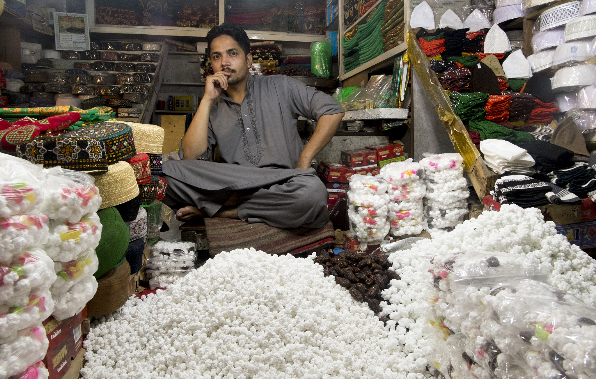 Fujifilm XC 16-50mm F3.5-5.6 OIS II sample photo. Shrines culture - lahore photography
