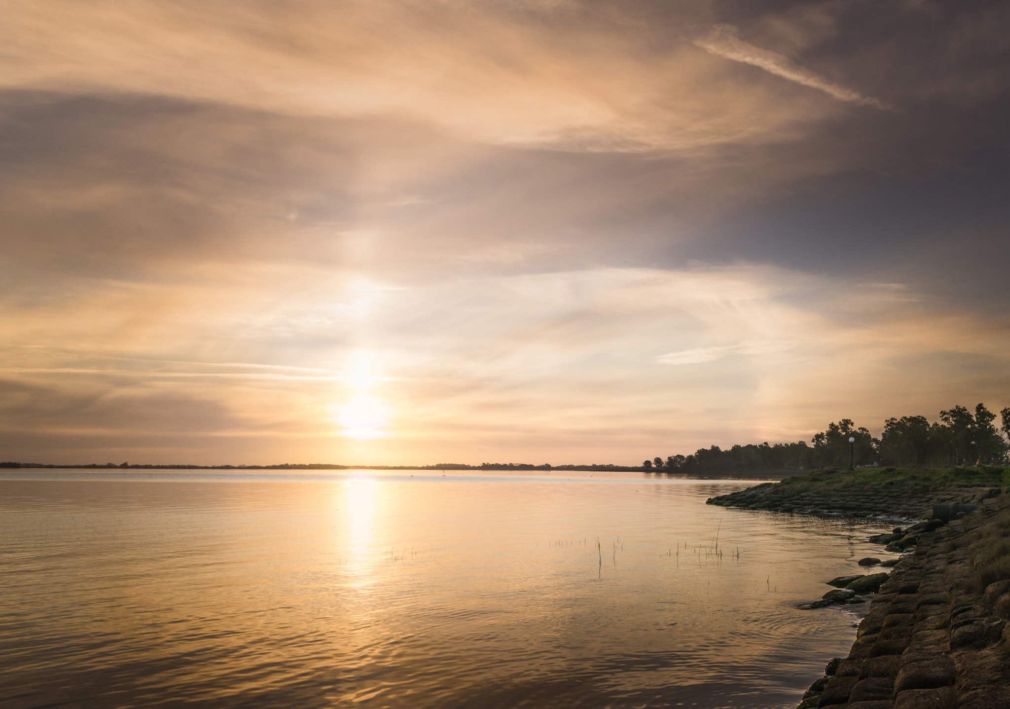 Sigma 17-70mm F2.8-4 DC Macro OS HSM | C sample photo. Sunset photography