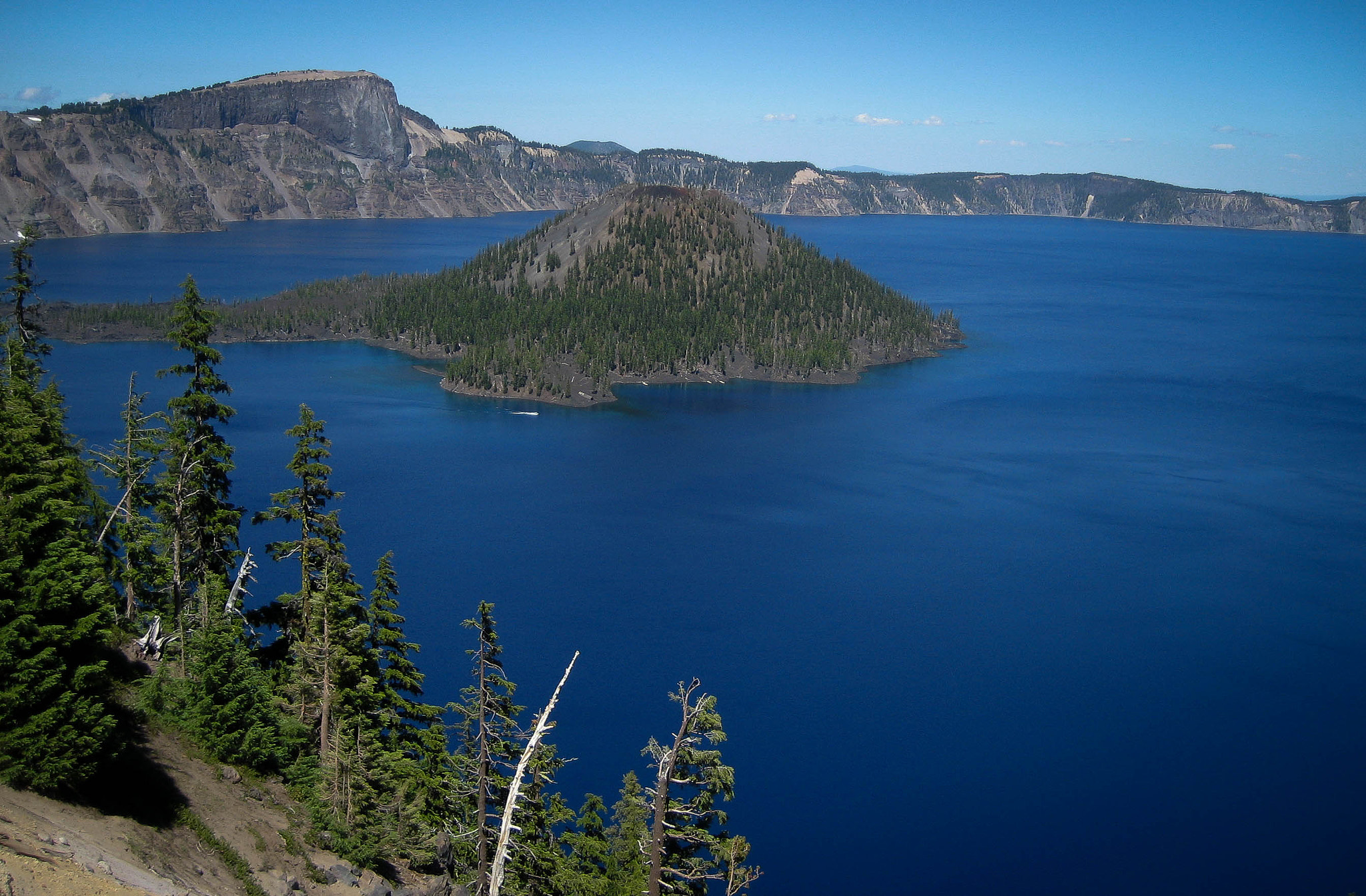 Canon POWERSHOT SD600 sample photo. Wizard island crater lake photography