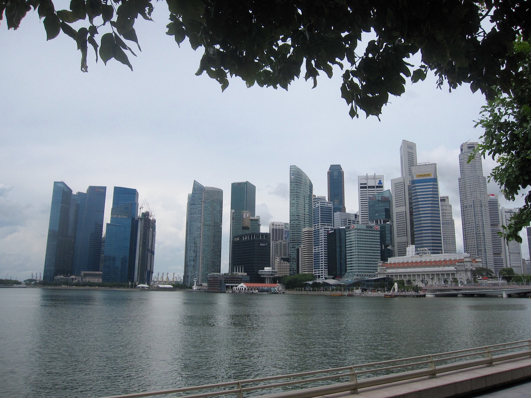 Canon PowerShot SD880 IS (Digital IXUS 870 IS / IXY Digital 920 IS) sample photo. The skyline by the river, singapore 河边的天际线 photography
