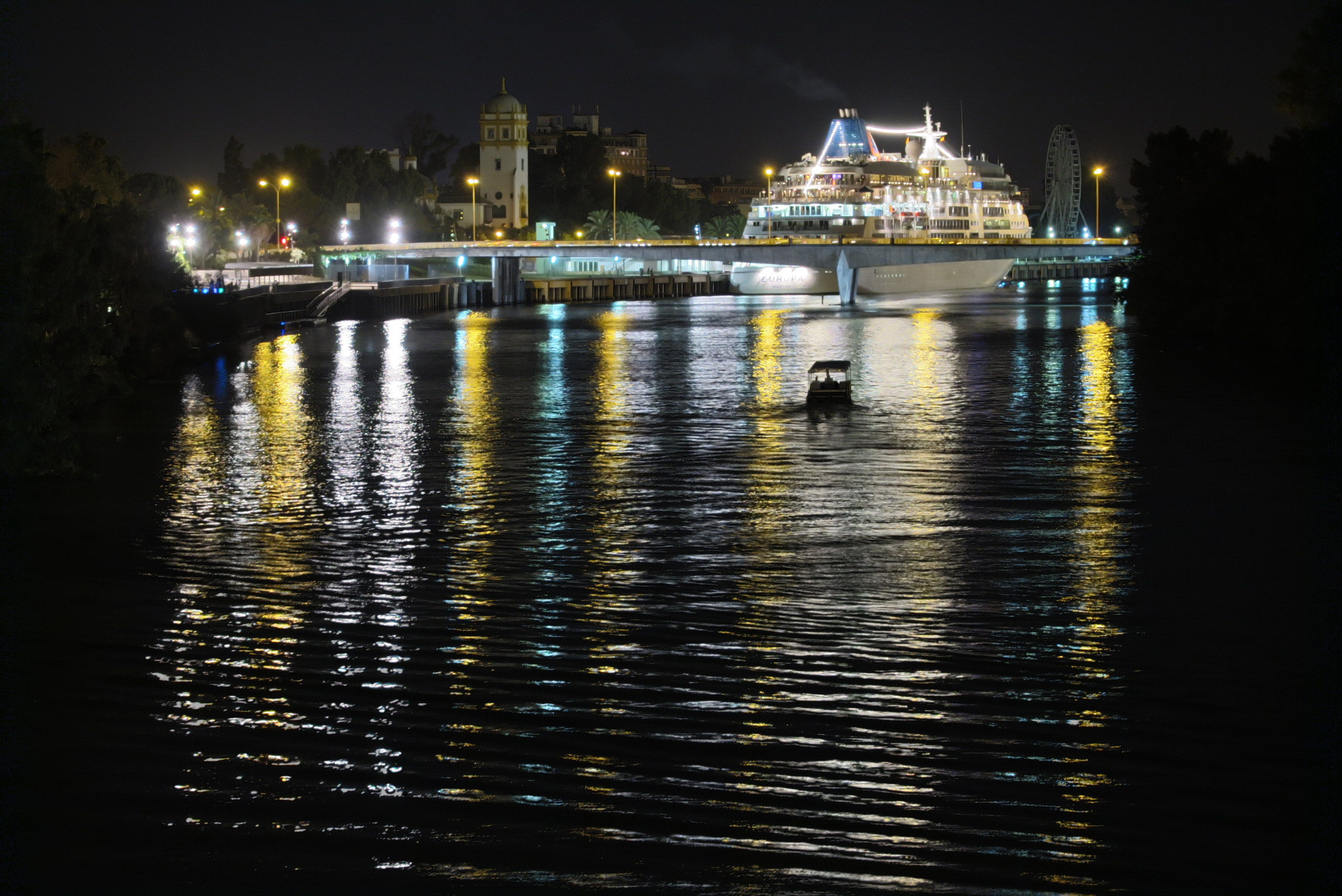 Canon PowerShot G1 X Mark II sample photo. Night shot on guadalquivir raver  photography