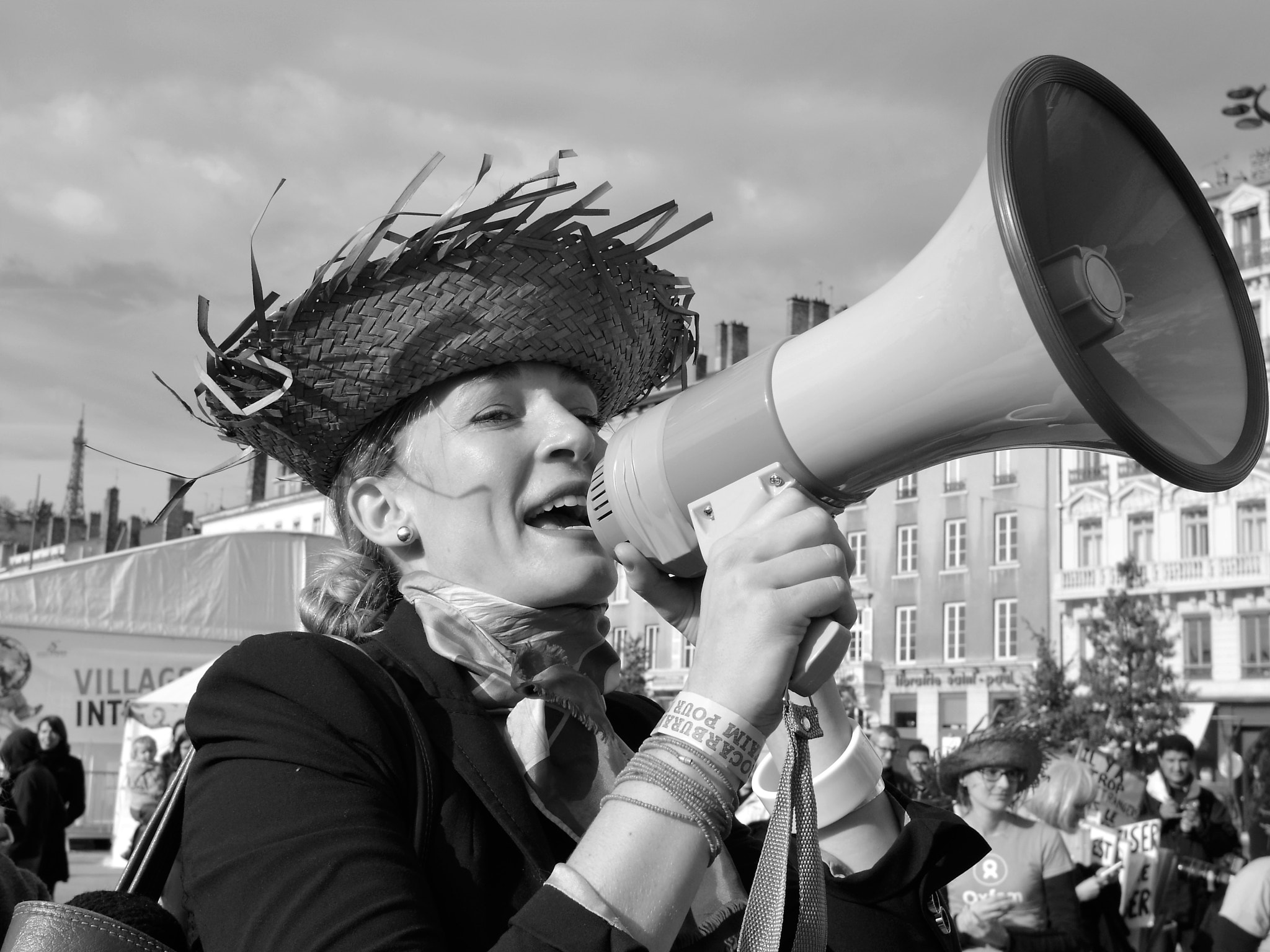 Pentax Q sample photo. Activist chick with... loud speaker...... photography