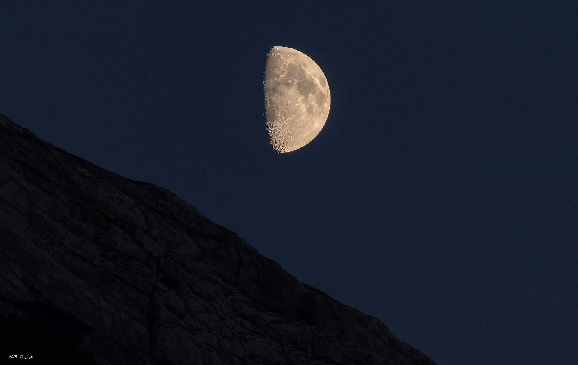 Nikon AF-S Nikkor 200-500mm F5.6E ED VR sample photo. Mondaufgang photography