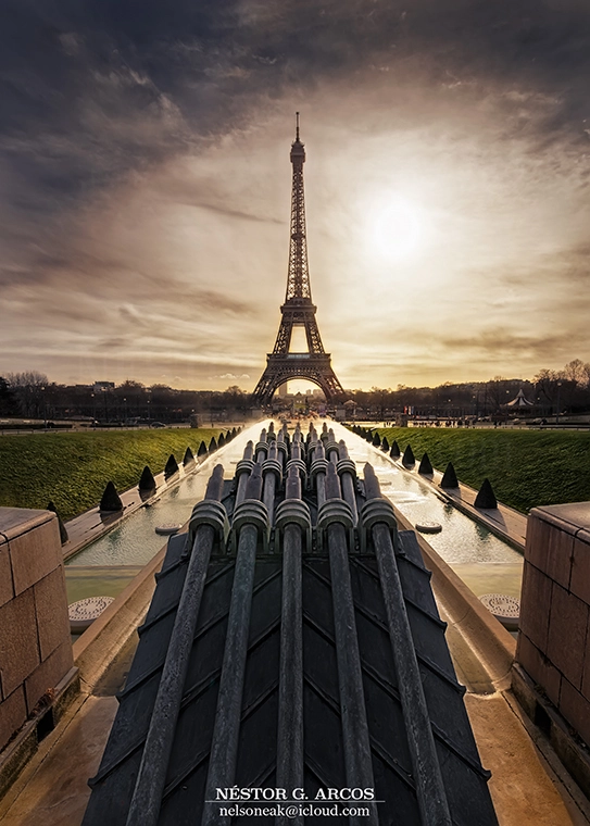 Canon EOS 6D sample photo. Pointing to eiffel tower photography