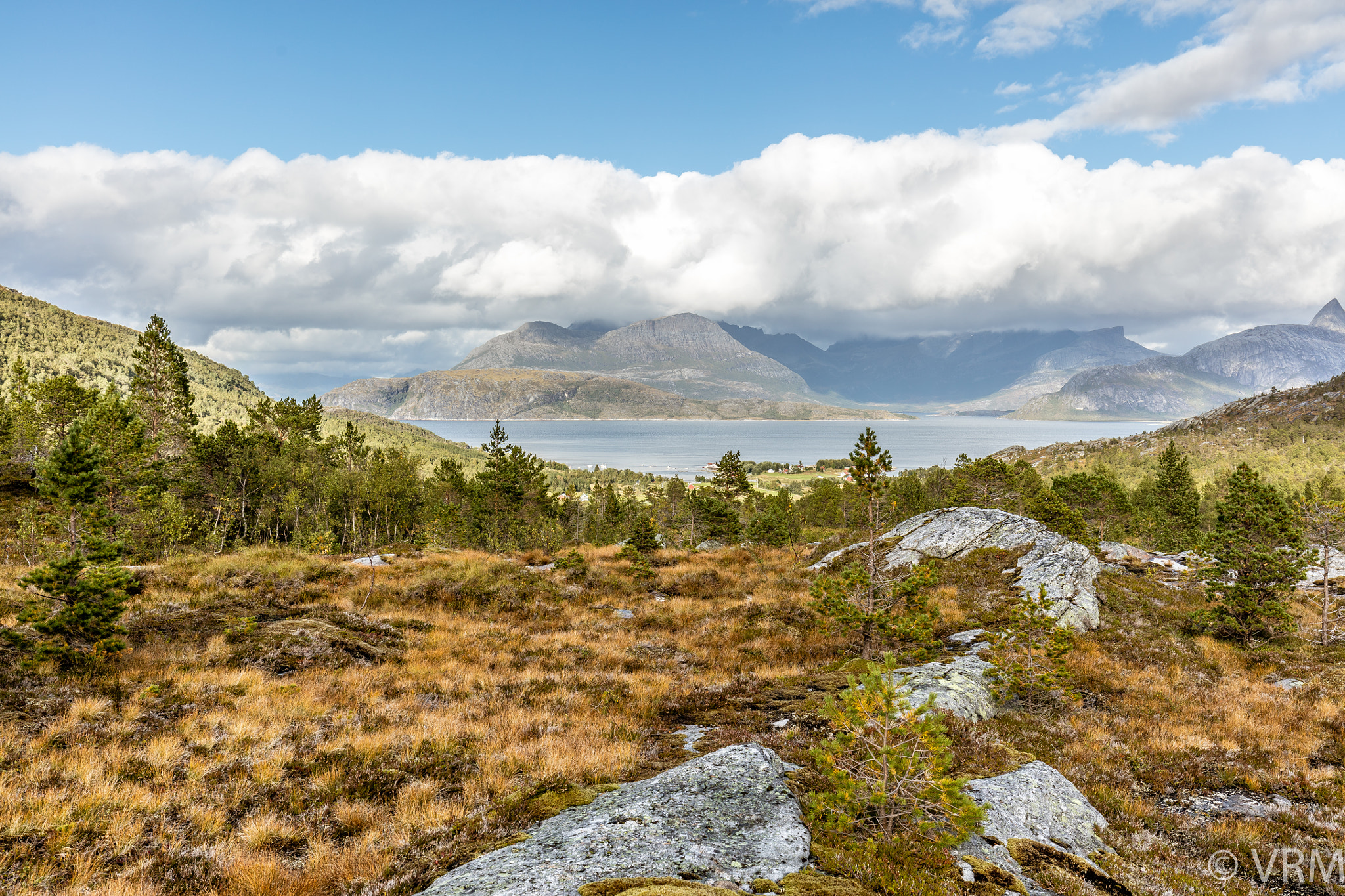 Canon EOS 5DS + Canon EF 16-35mm F4L IS USM sample photo. Tårnvika photography