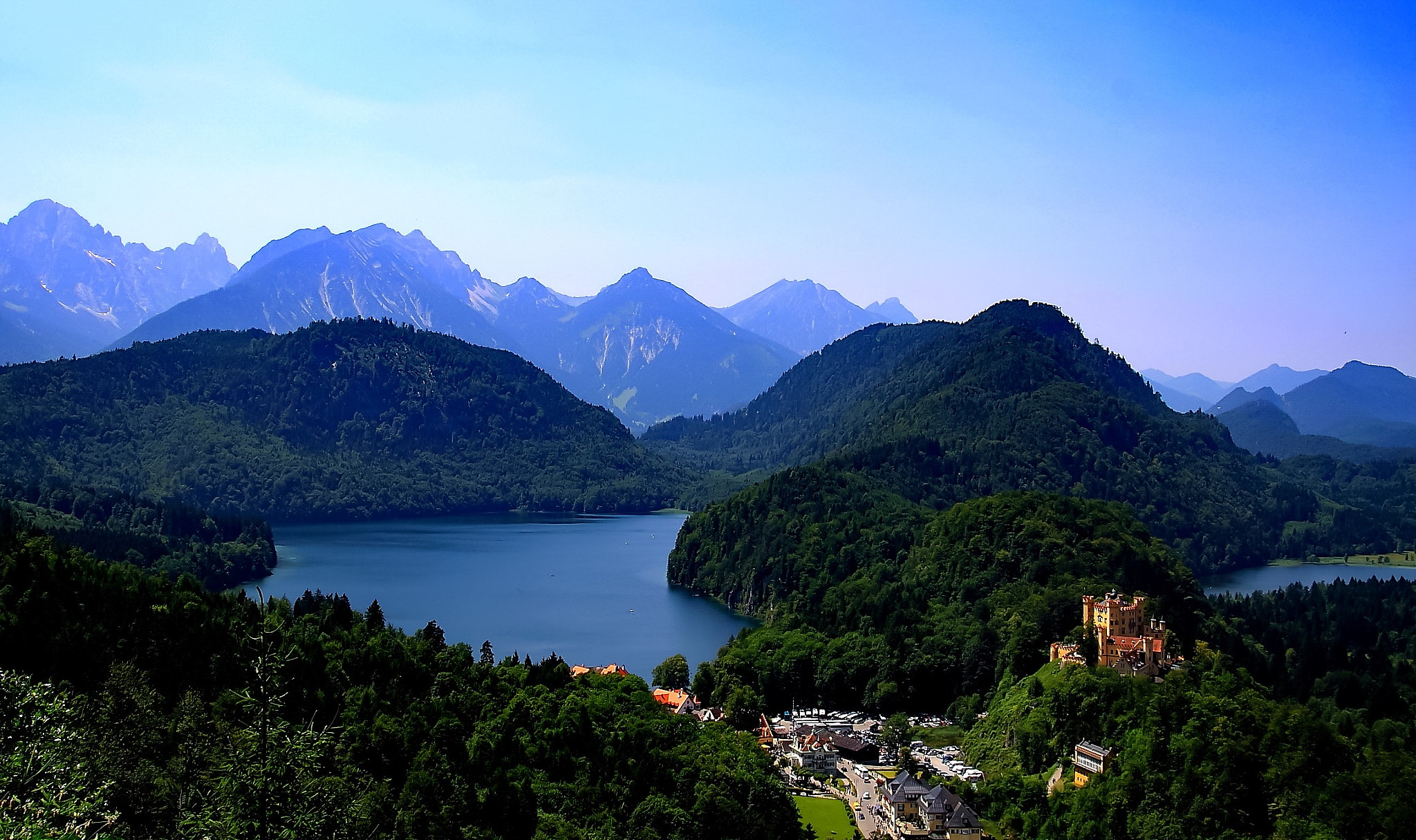 Canon EOS 50D + Canon 18-200mm sample photo. Hohenschwangau photography