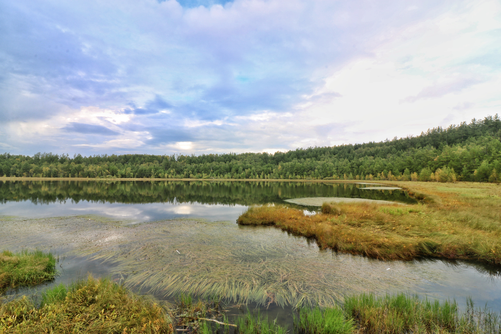 Canon EOS 750D (EOS Rebel T6i / EOS Kiss X8i) sample photo. Sky lake photography
