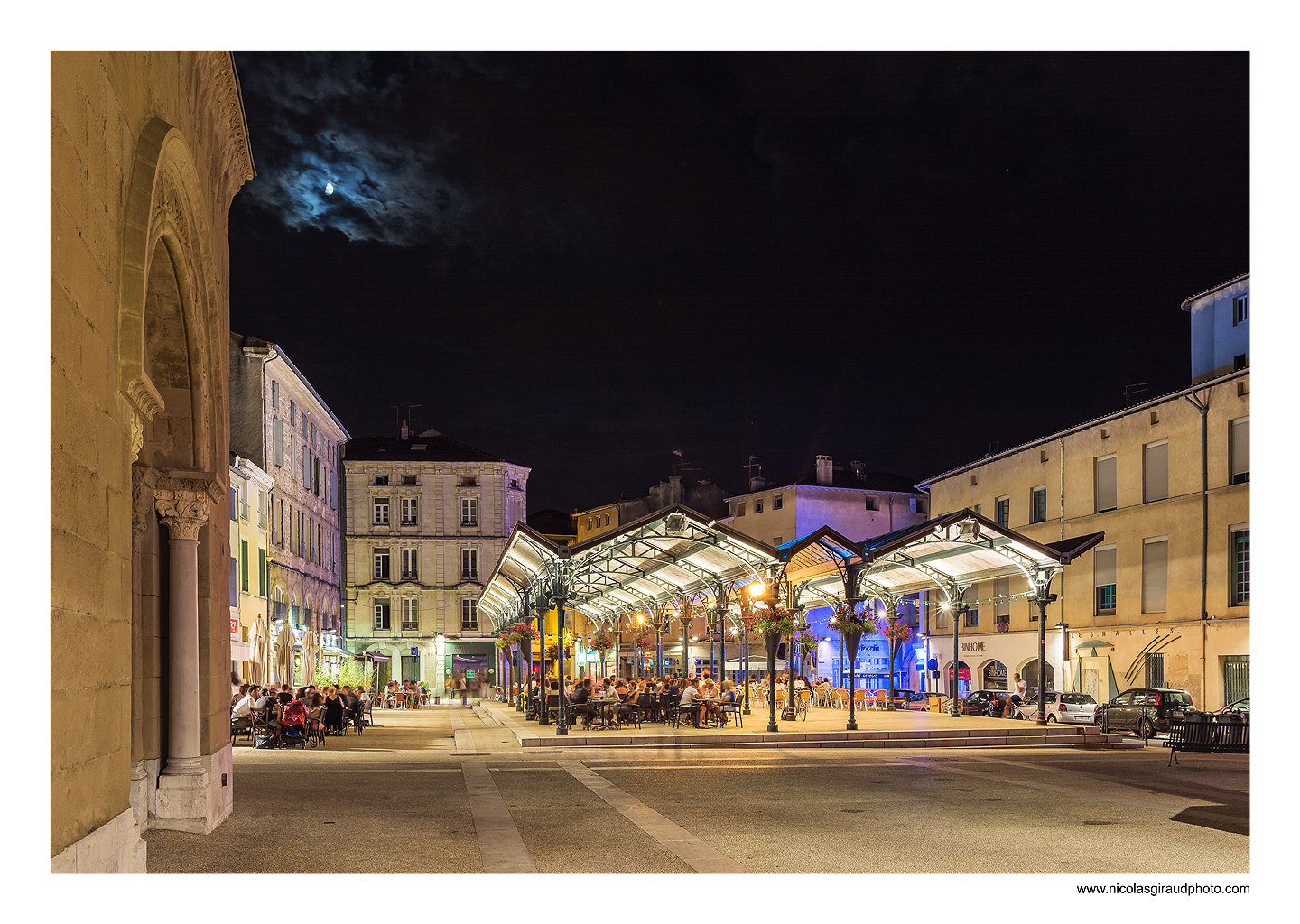 Nikon D7100 + Nikon AF-S Nikkor 20mm F1.8G ED sample photo. Place st jean - valence photography